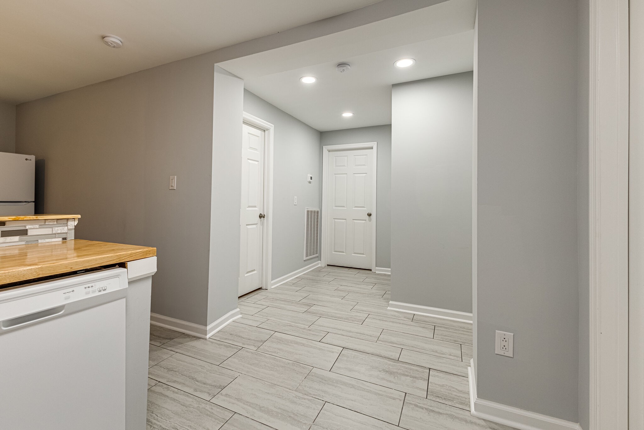Image 9 of 16 For 5359 55th Place