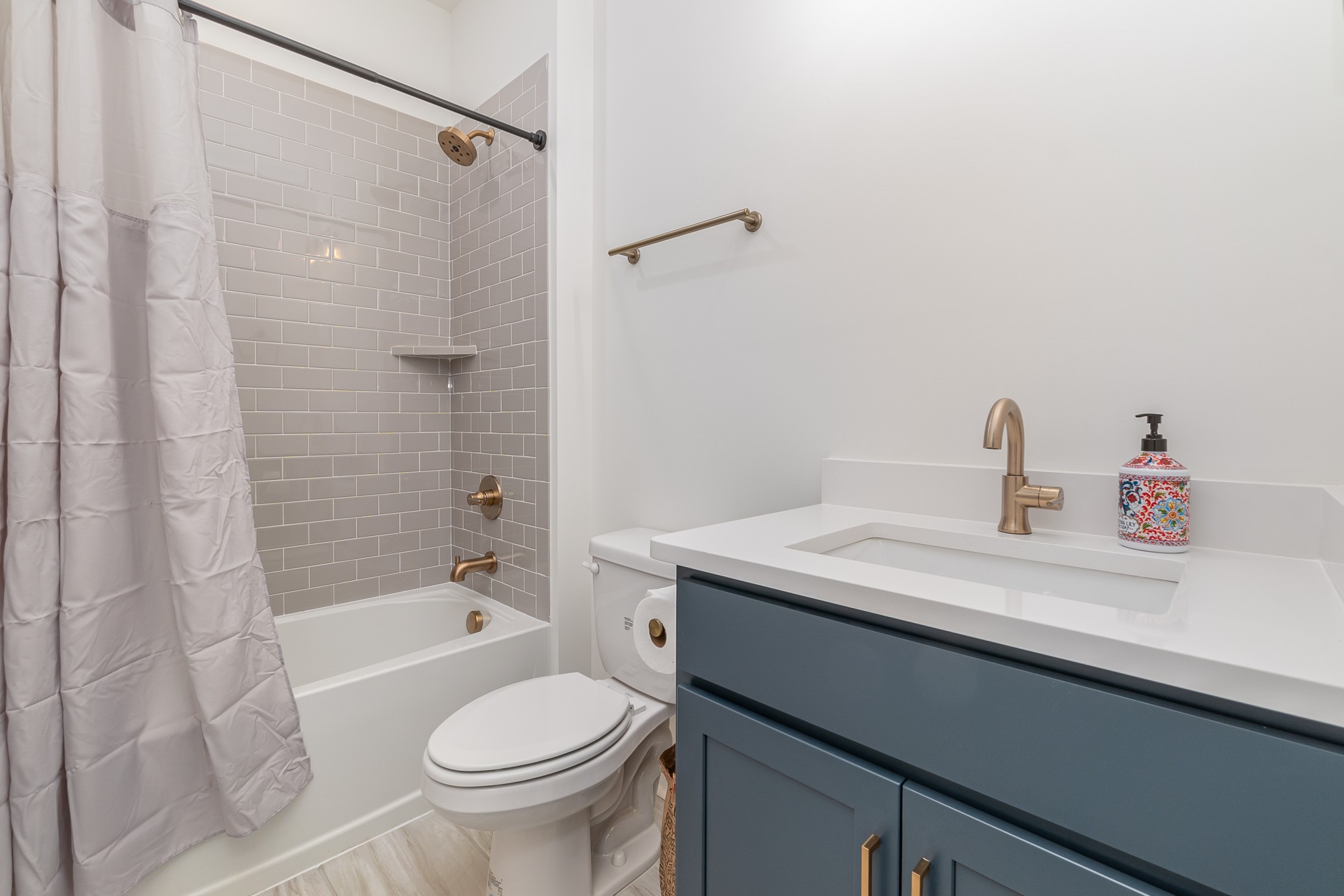 Image 8 of 26 For 4886 30th Place