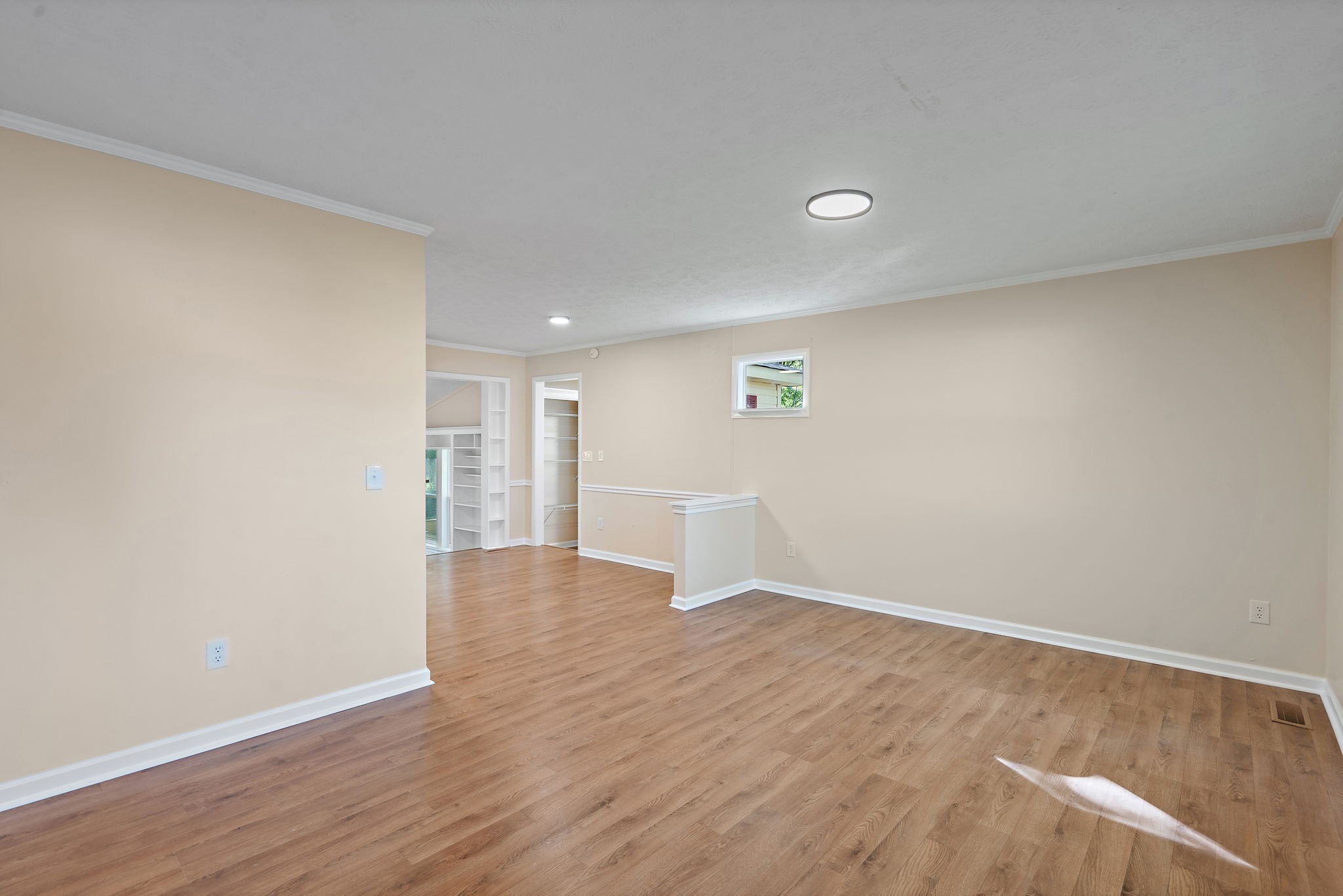 Image 4 of 35 For 6436 44th Court