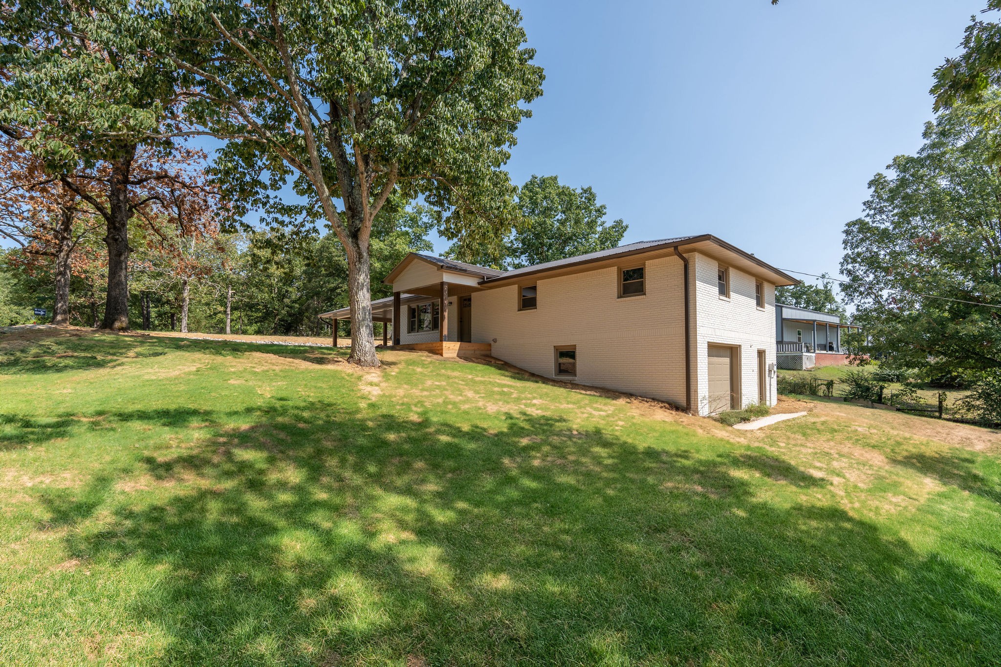 Image 2 of 42 For 808 Overlook Grove Drive
