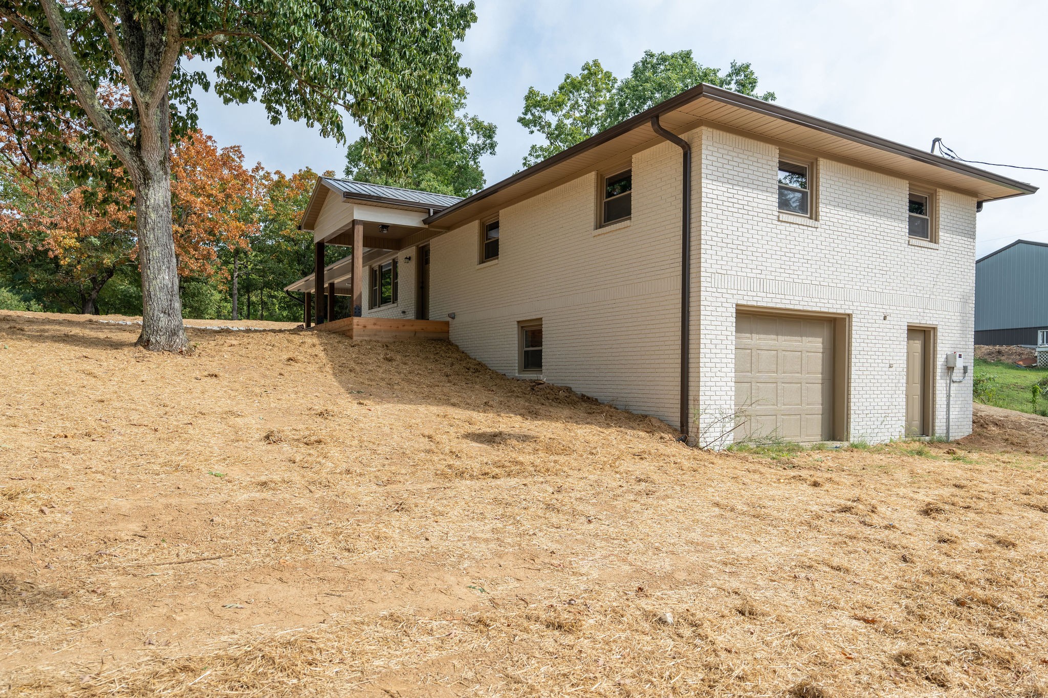 Image 4 of 42 For 808 Overlook Grove Drive