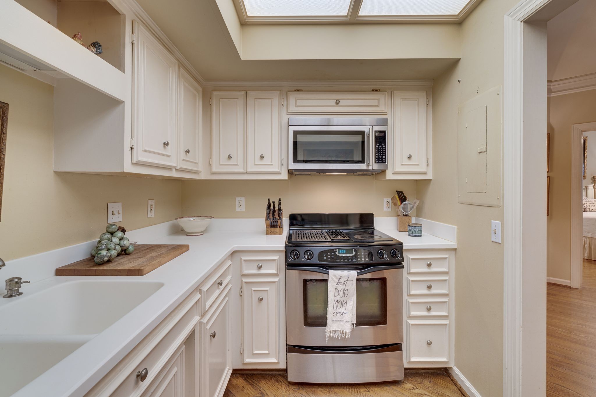 Image 6 of 37 For 11590 52nd Street