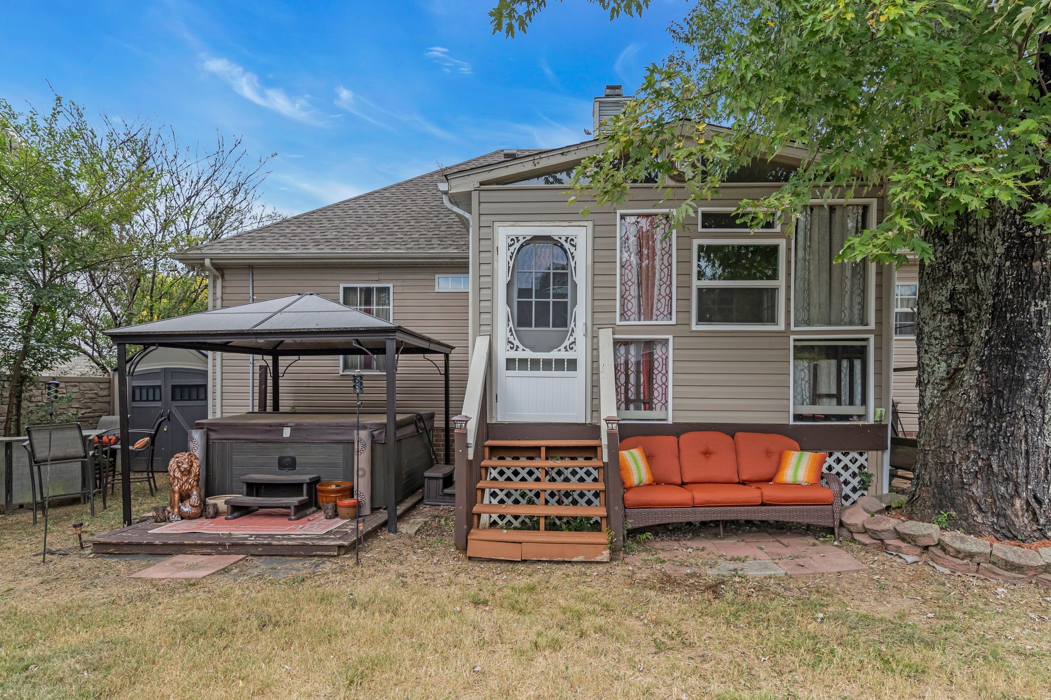 Image 26 of 37 For 9850 191st Avenue