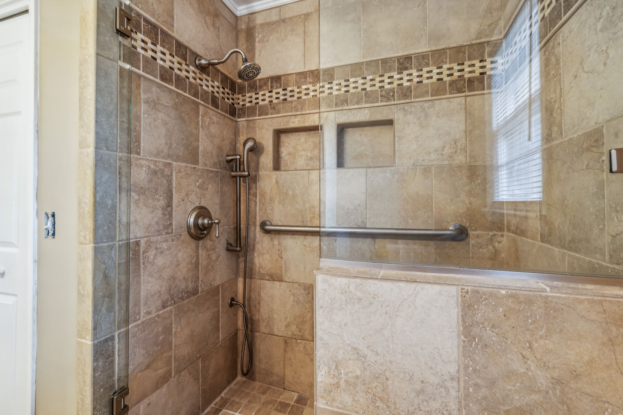 Image 10 of 26 For 1402 Arredondo Drive