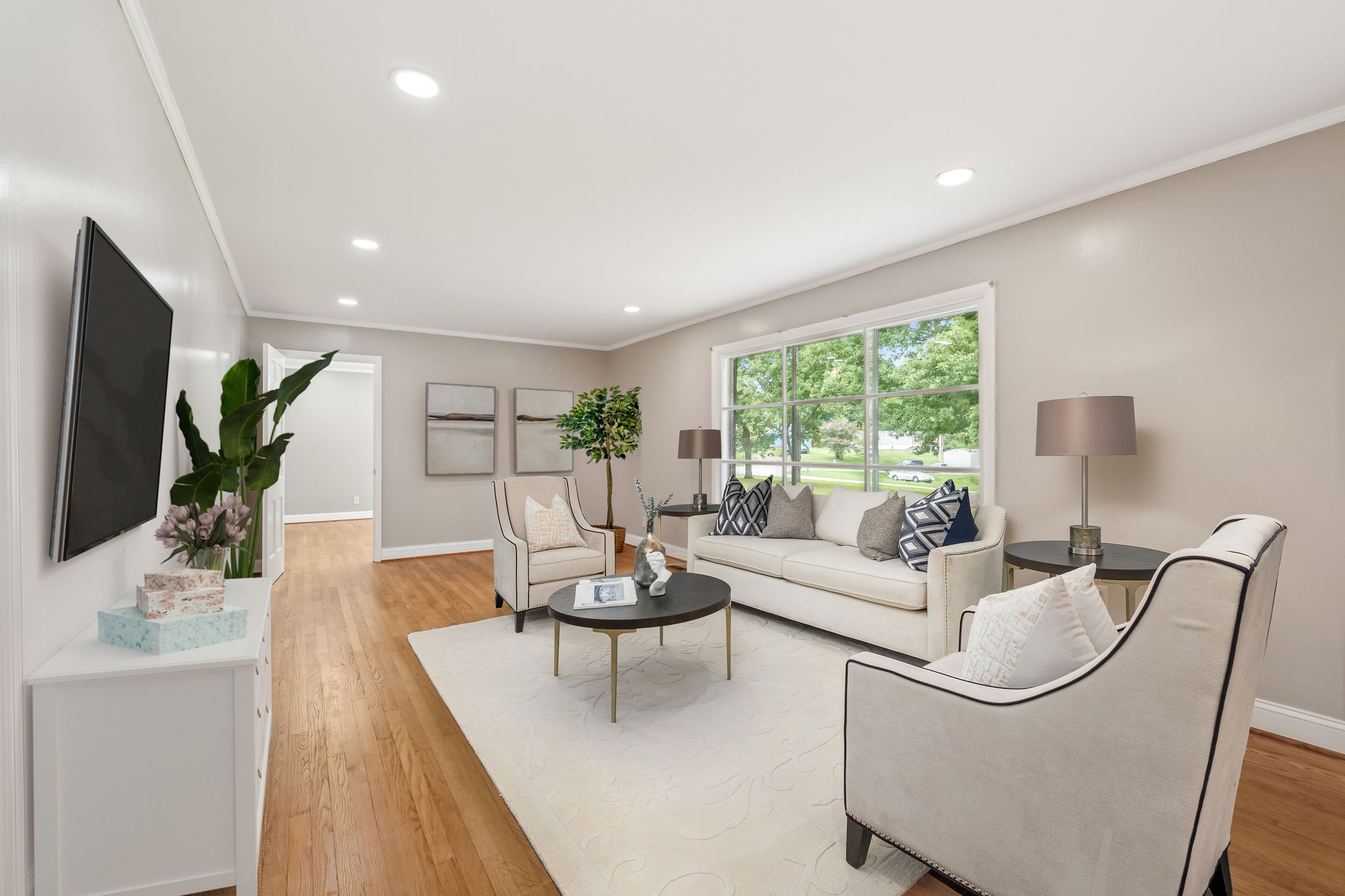Image 11 of 26 For 1402 Arredondo Drive