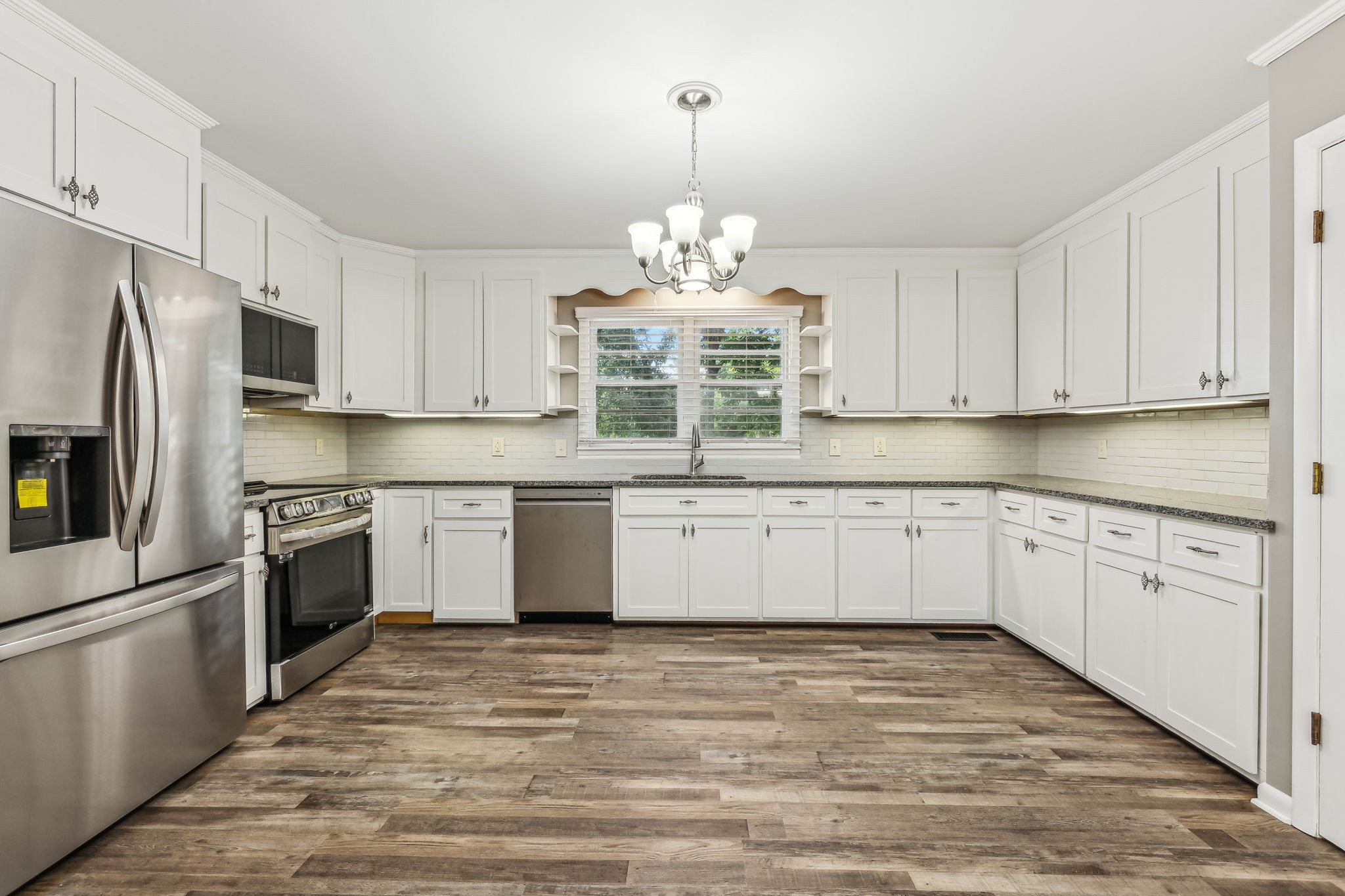 Image 15 of 26 For 1402 Arredondo Drive