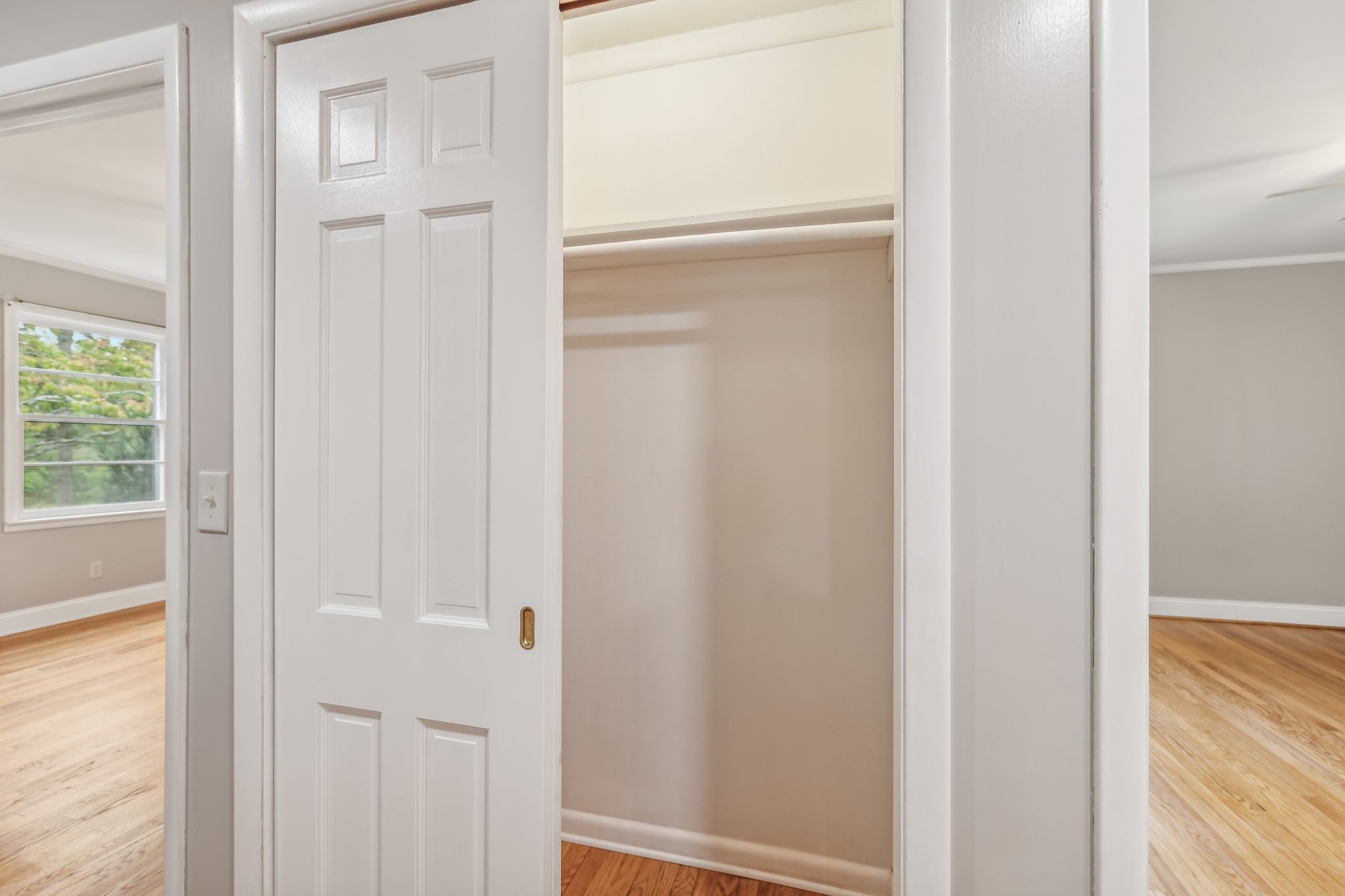 Image 5 of 26 For 1402 Arredondo Drive
