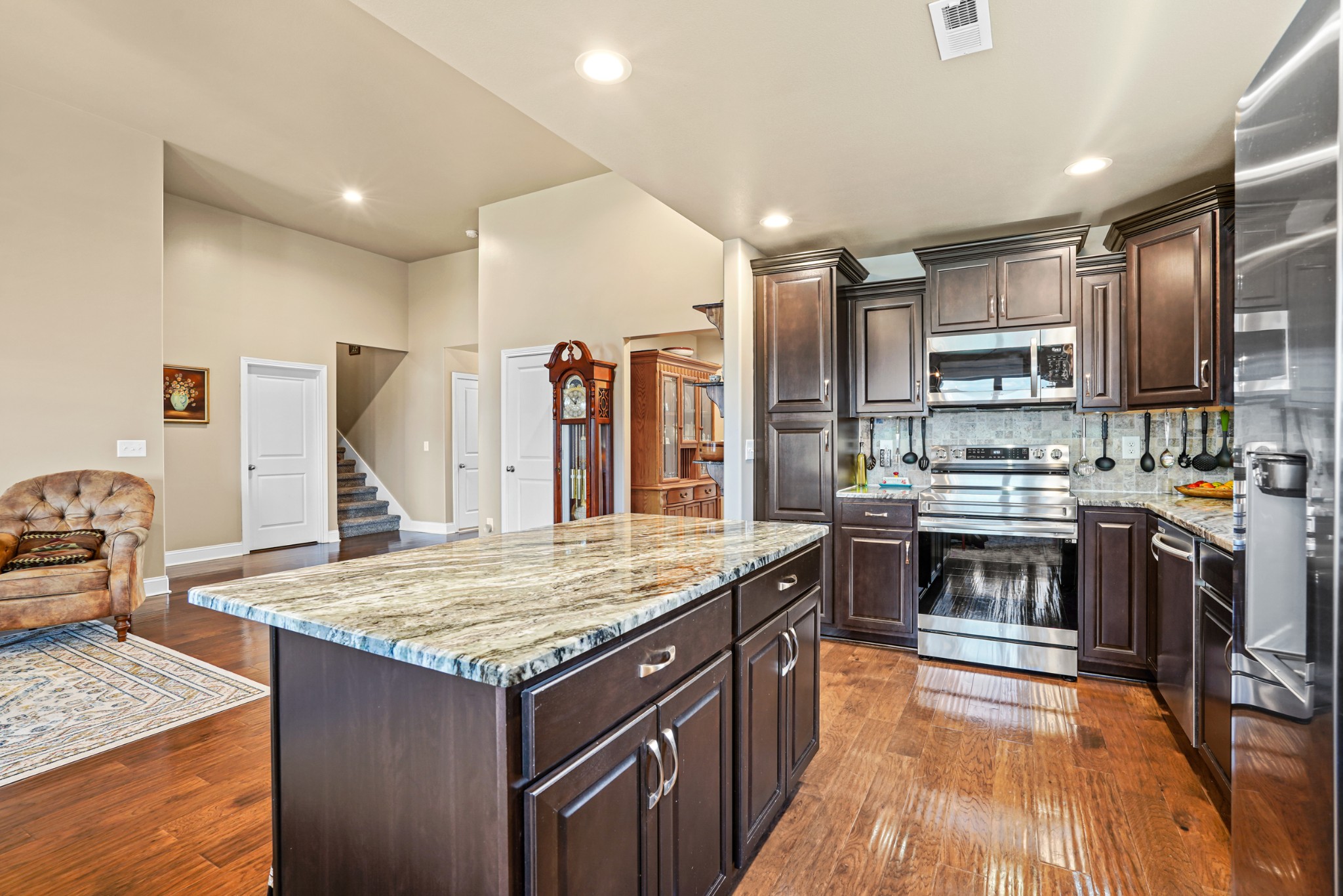 Image 15 of 38 For 8481 63rd Avenue