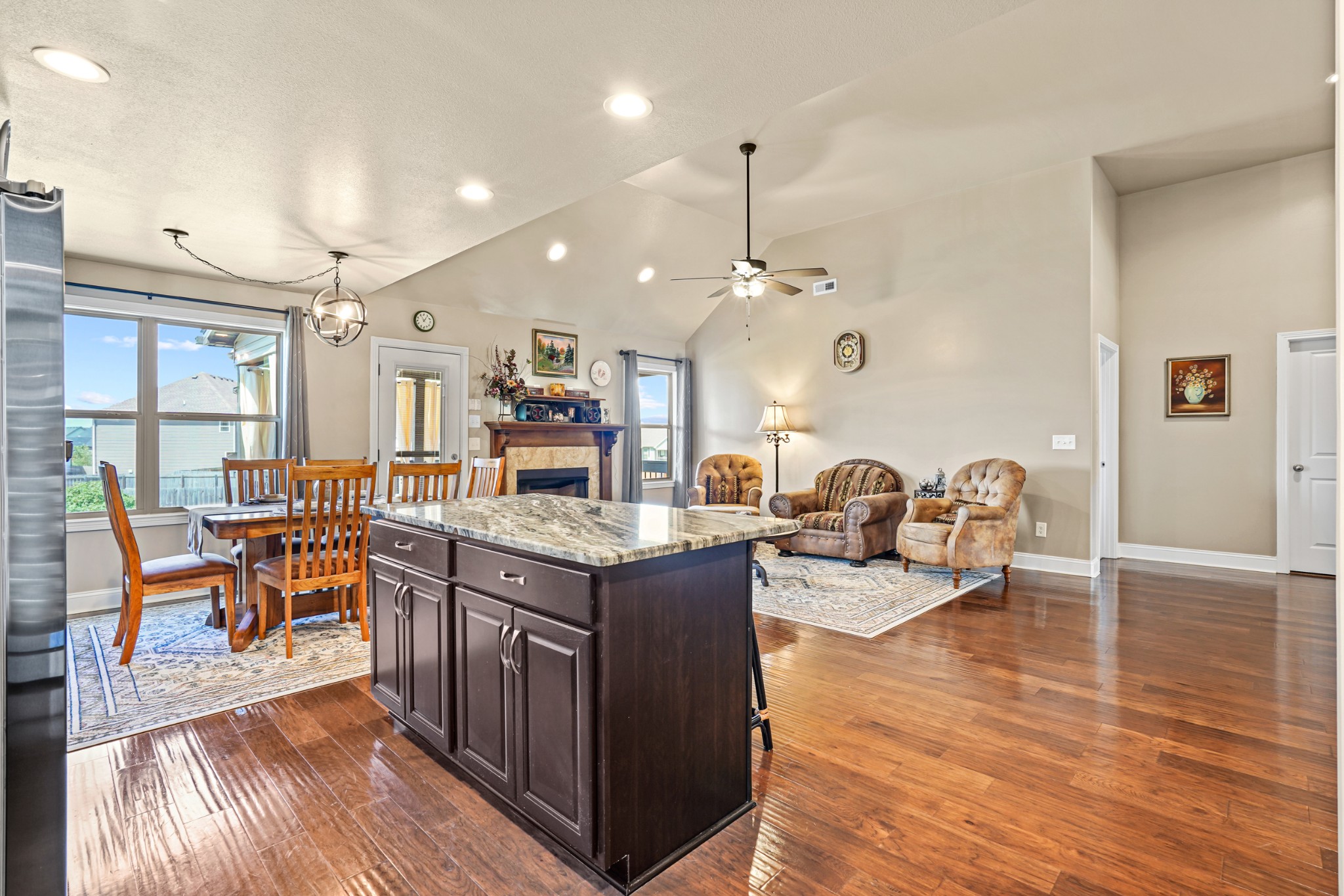 Image 16 of 38 For 8481 63rd Avenue
