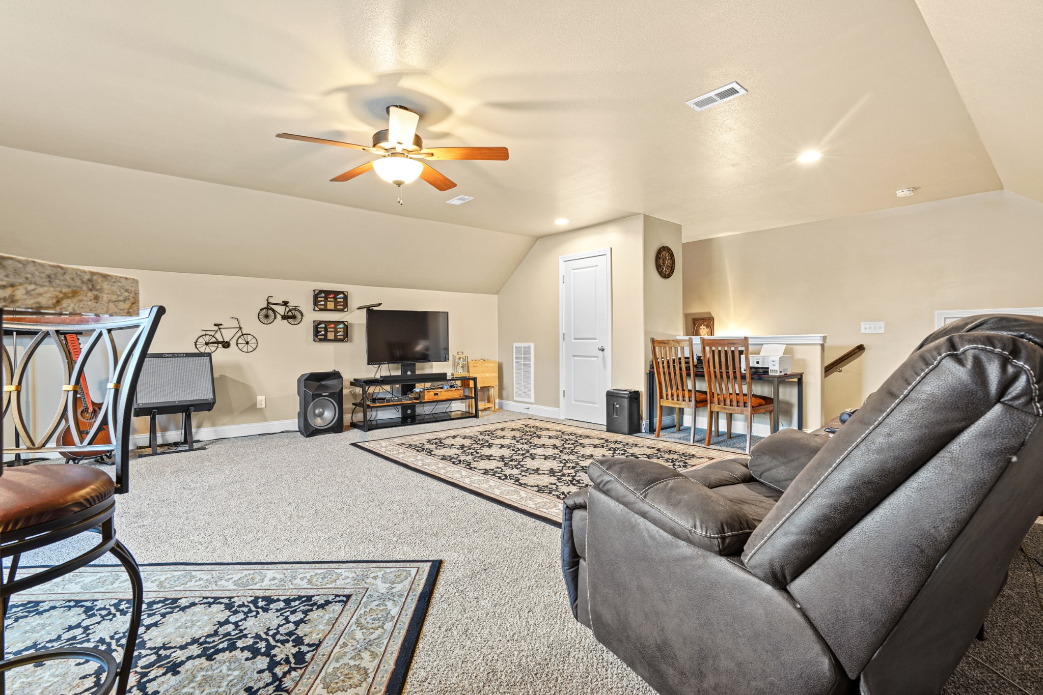 Image 33 of 38 For 8481 63rd Avenue