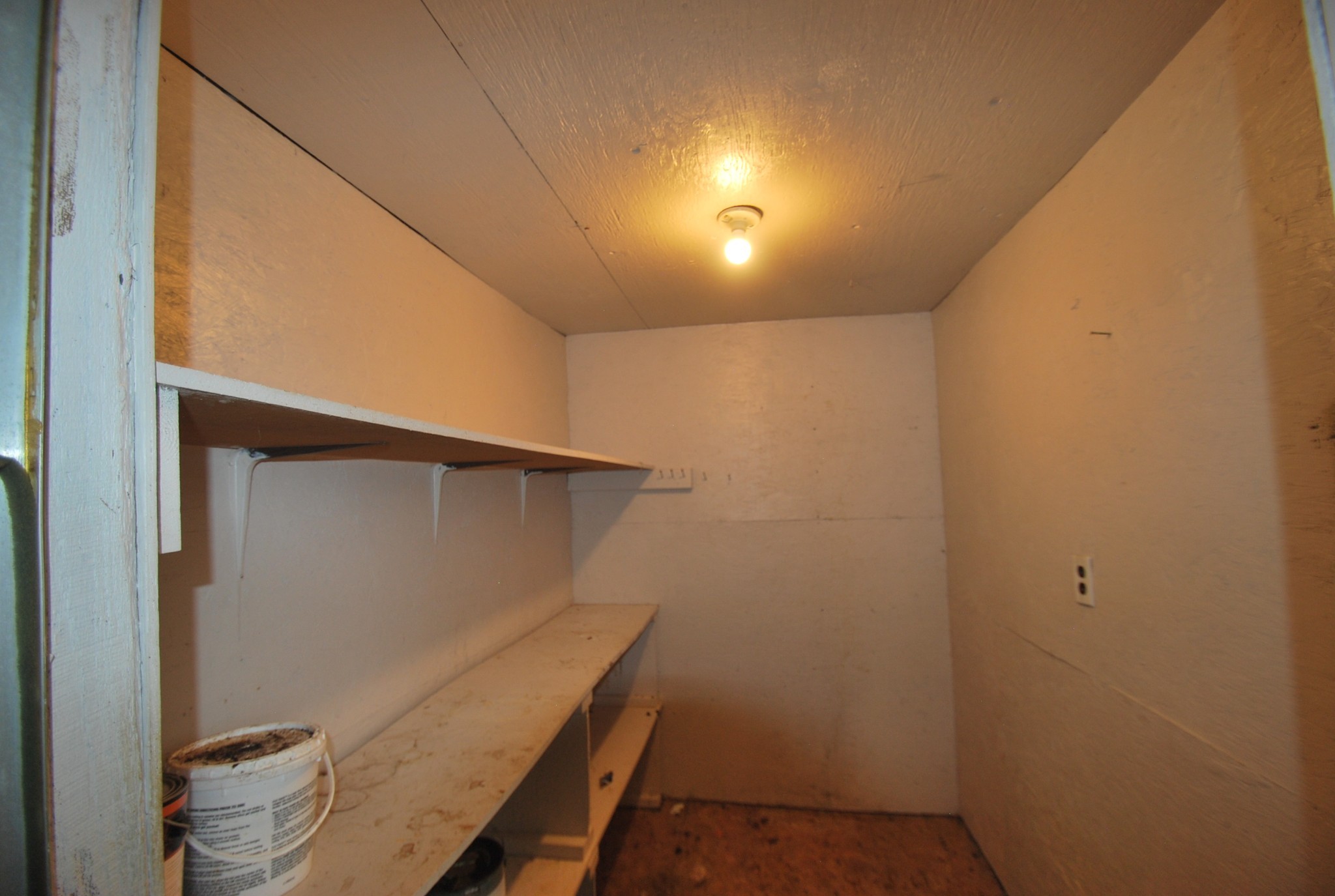 Listing photo id 12 for 11729 Coquina Court