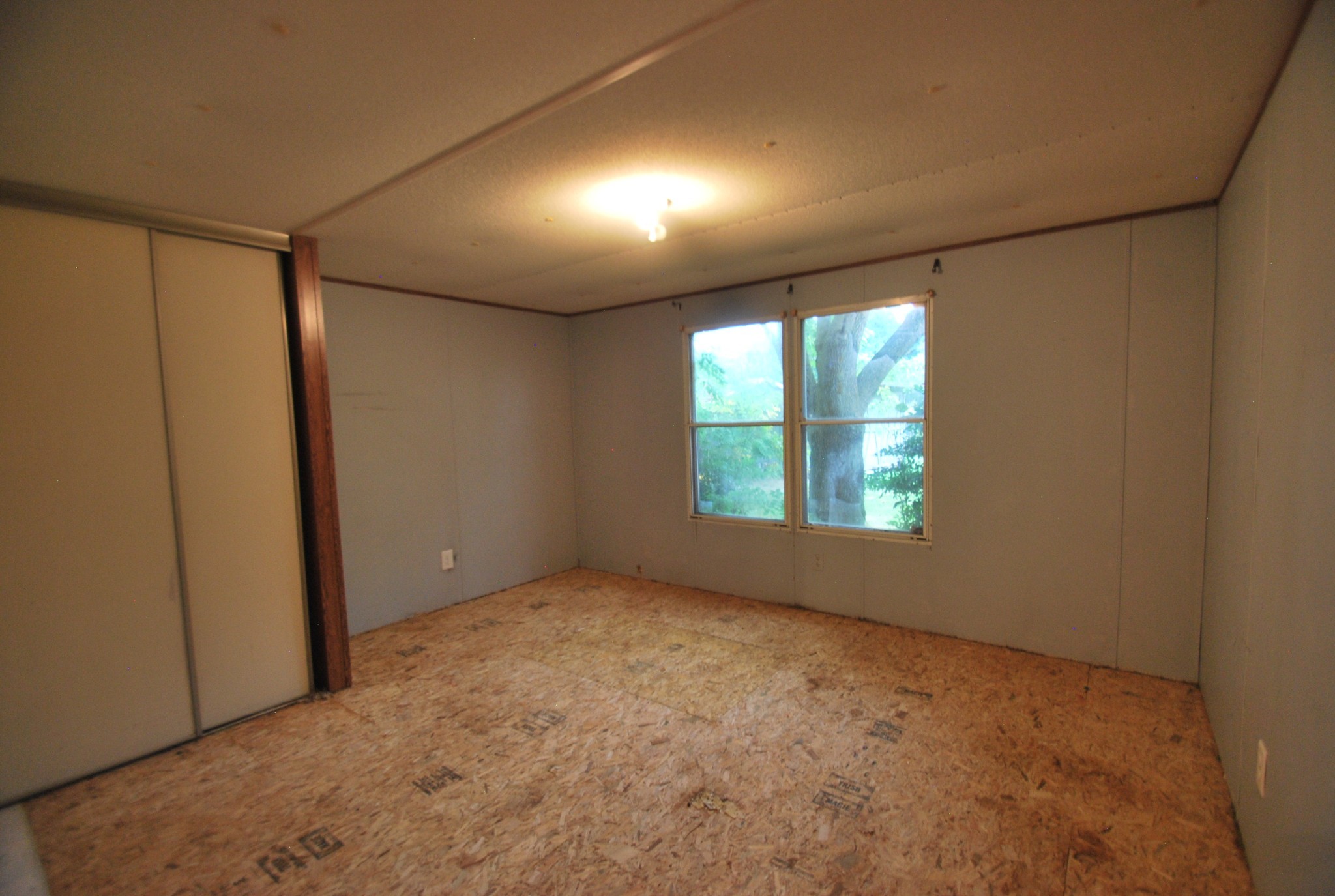 Listing photo id 16 for 11729 Coquina Court