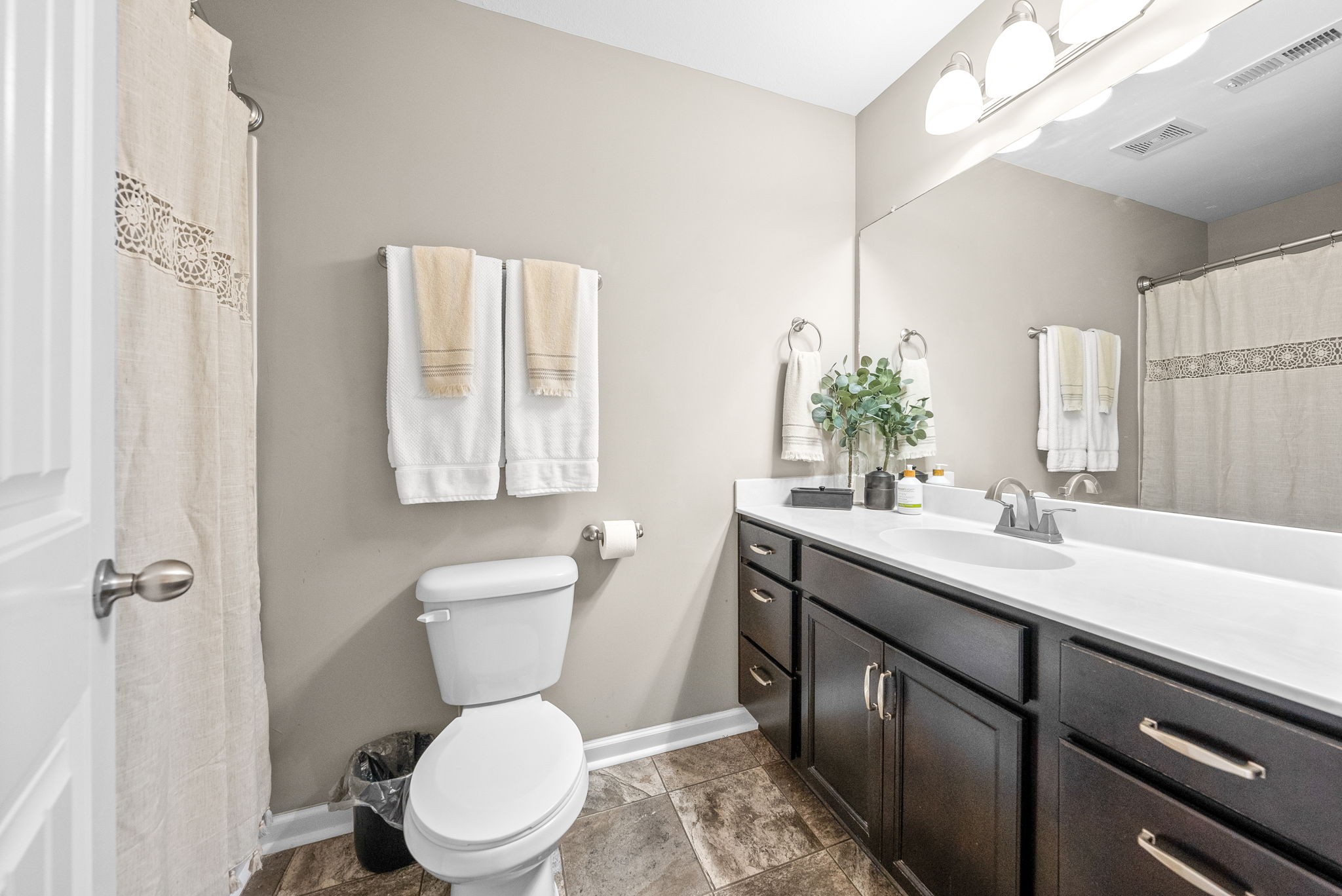 Image 21 of 94 For 1427 161st Street
