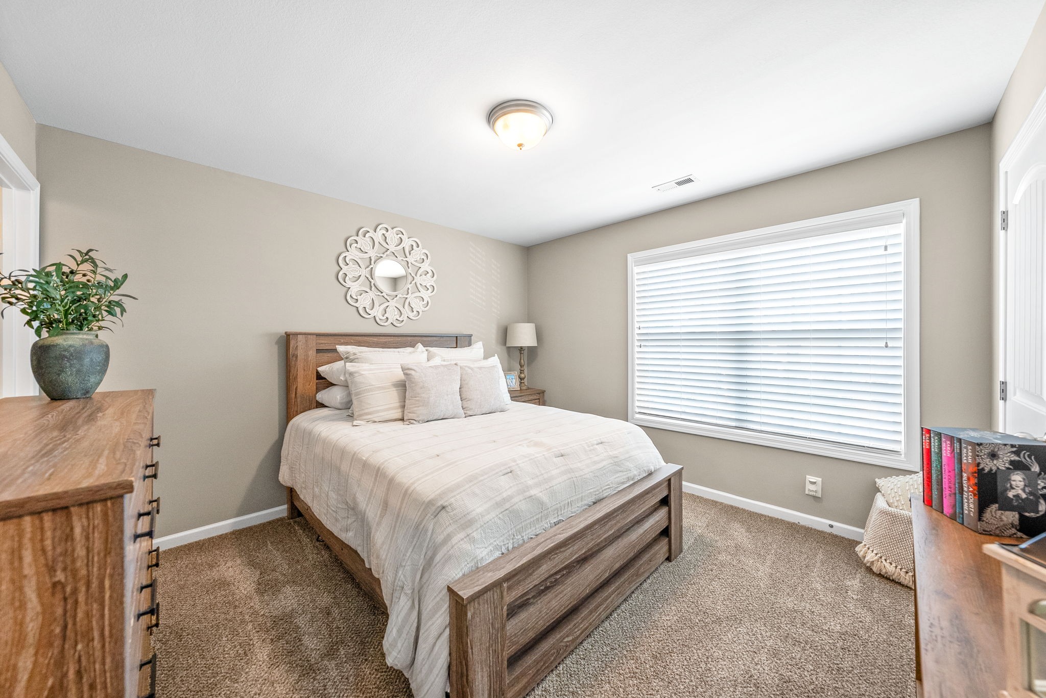 Image 23 of 94 For 1427 161st Street