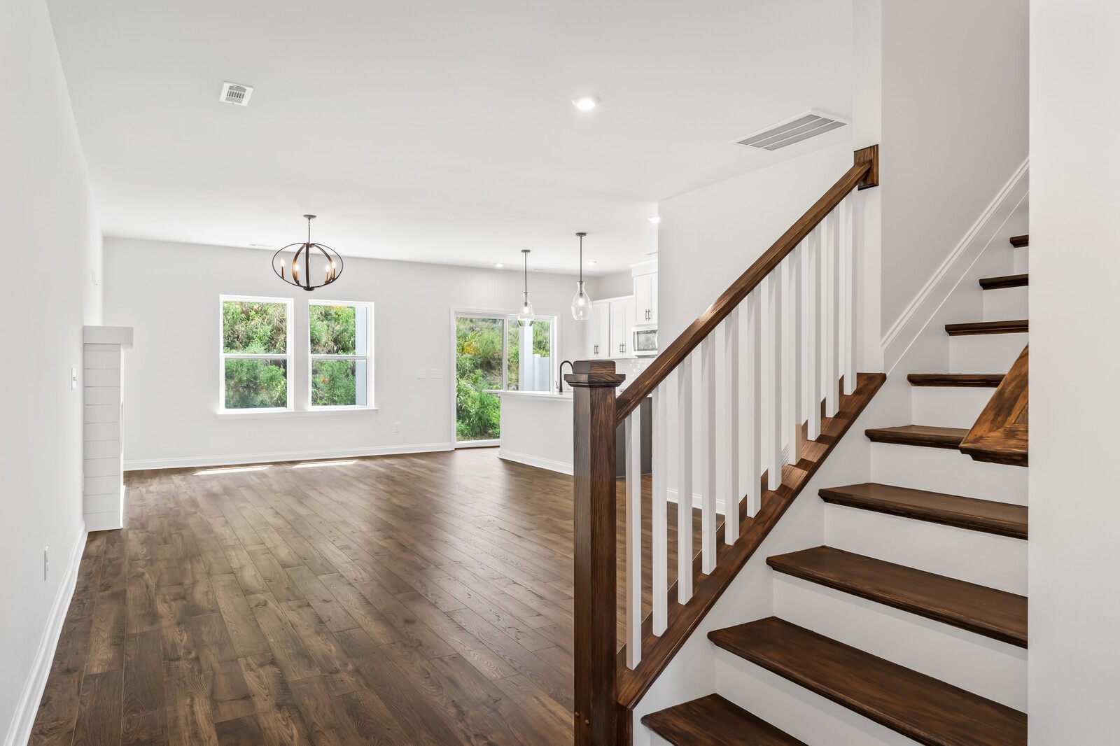 Image 5 of 17 For 4532 56th Place