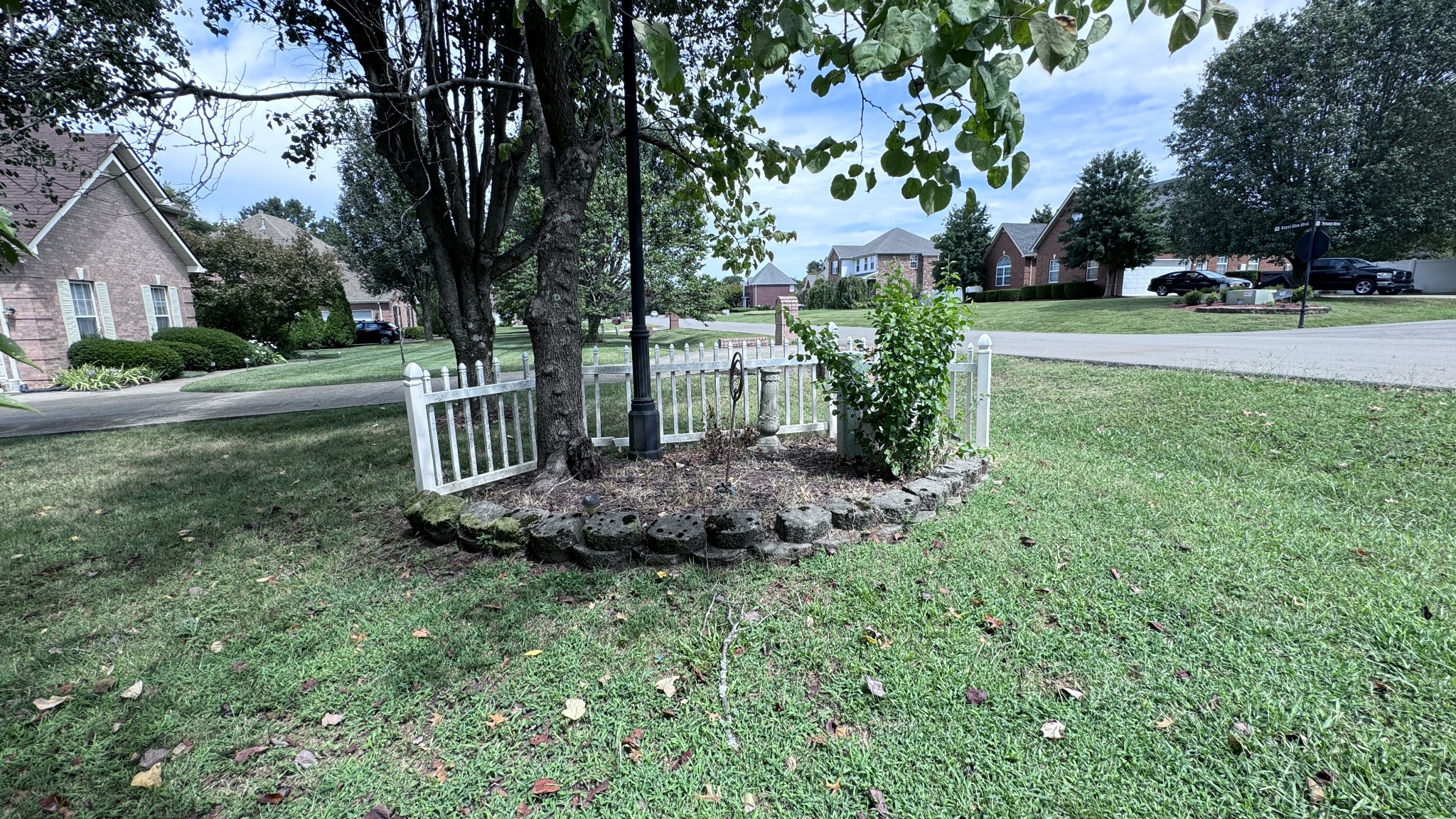 Image 4 of 17 For 2880 21st Court Road