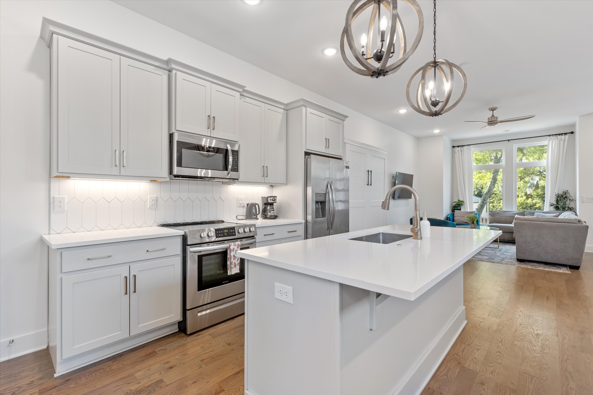 Image 4 of 12 For 2872 21st Court Road