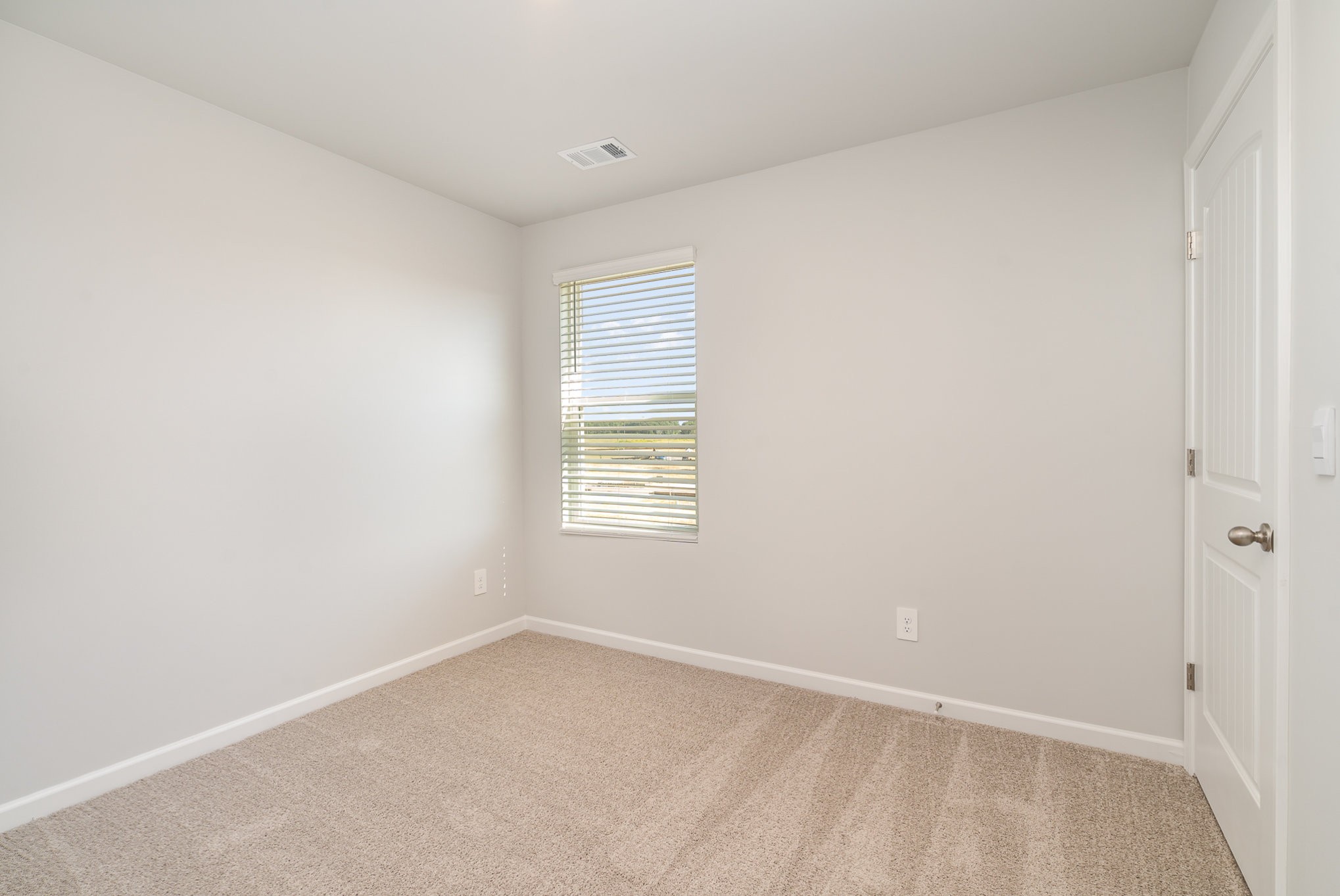 Image 20 of 43 For 8722 60th Circle