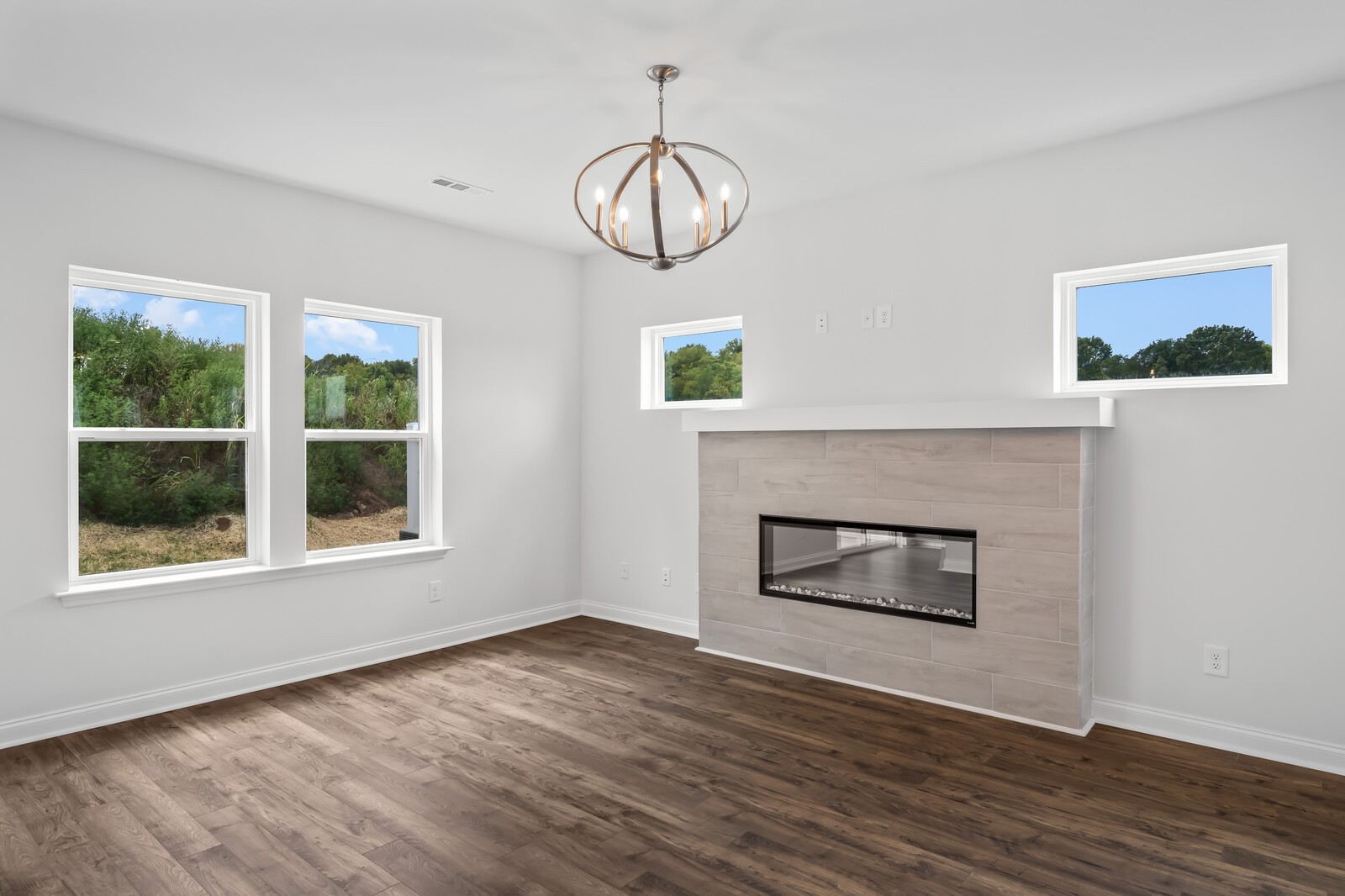 Image 10 of 25 For 5389 65th Street