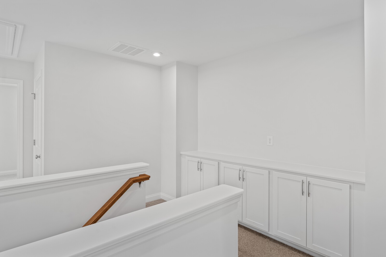 Image 23 of 25 For 5389 65th Street