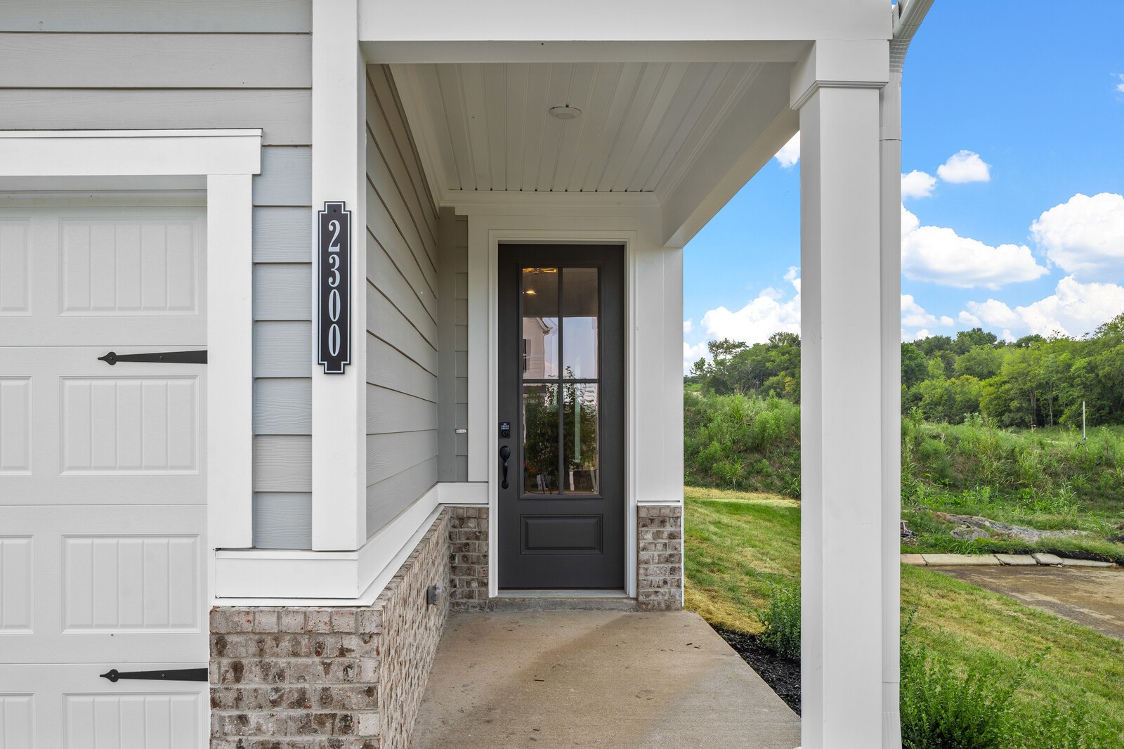 Image 4 of 25 For 5389 65th Street
