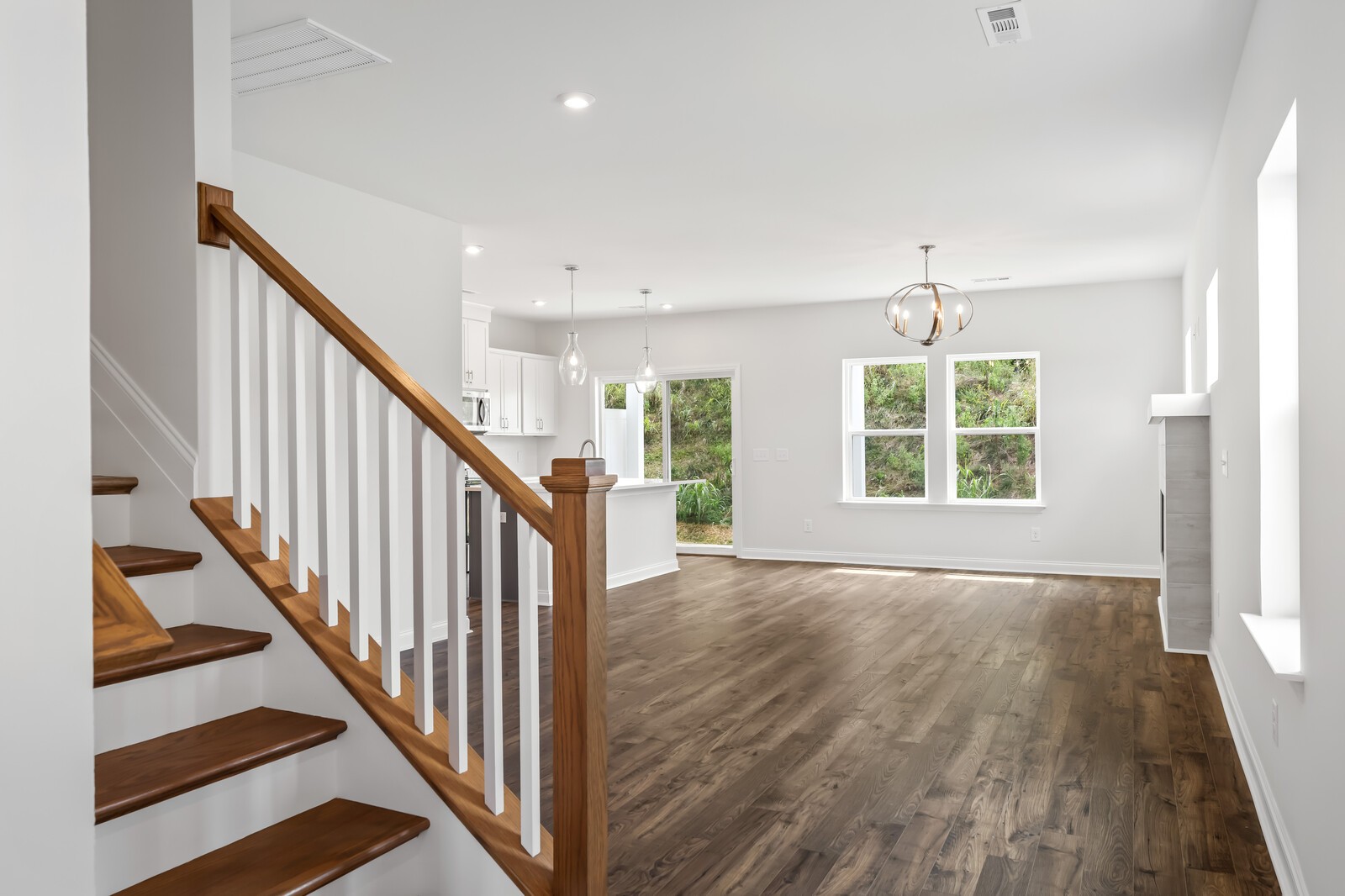 Image 5 of 25 For 5389 65th Street