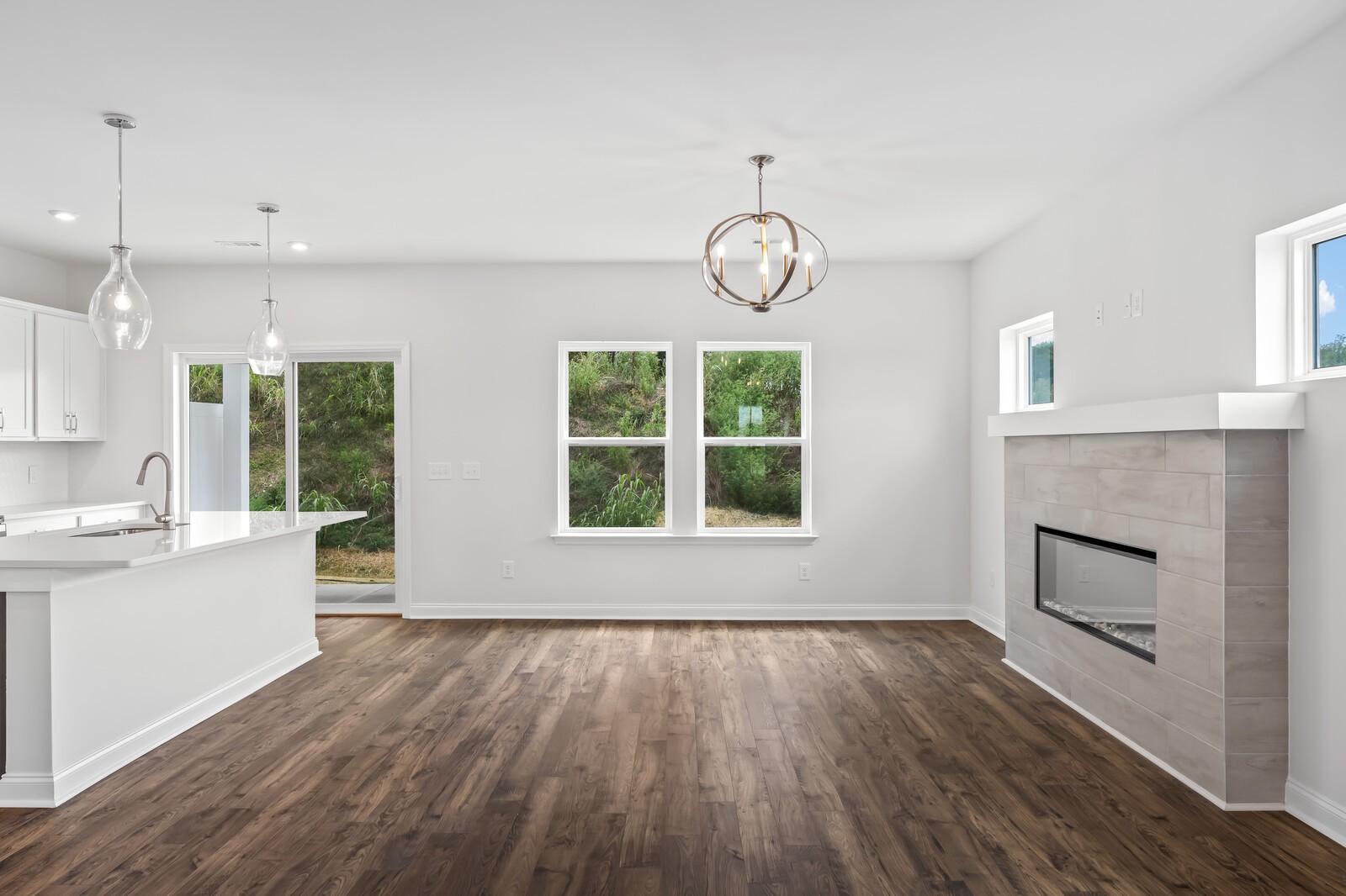 Image 9 of 25 For 5389 65th Street