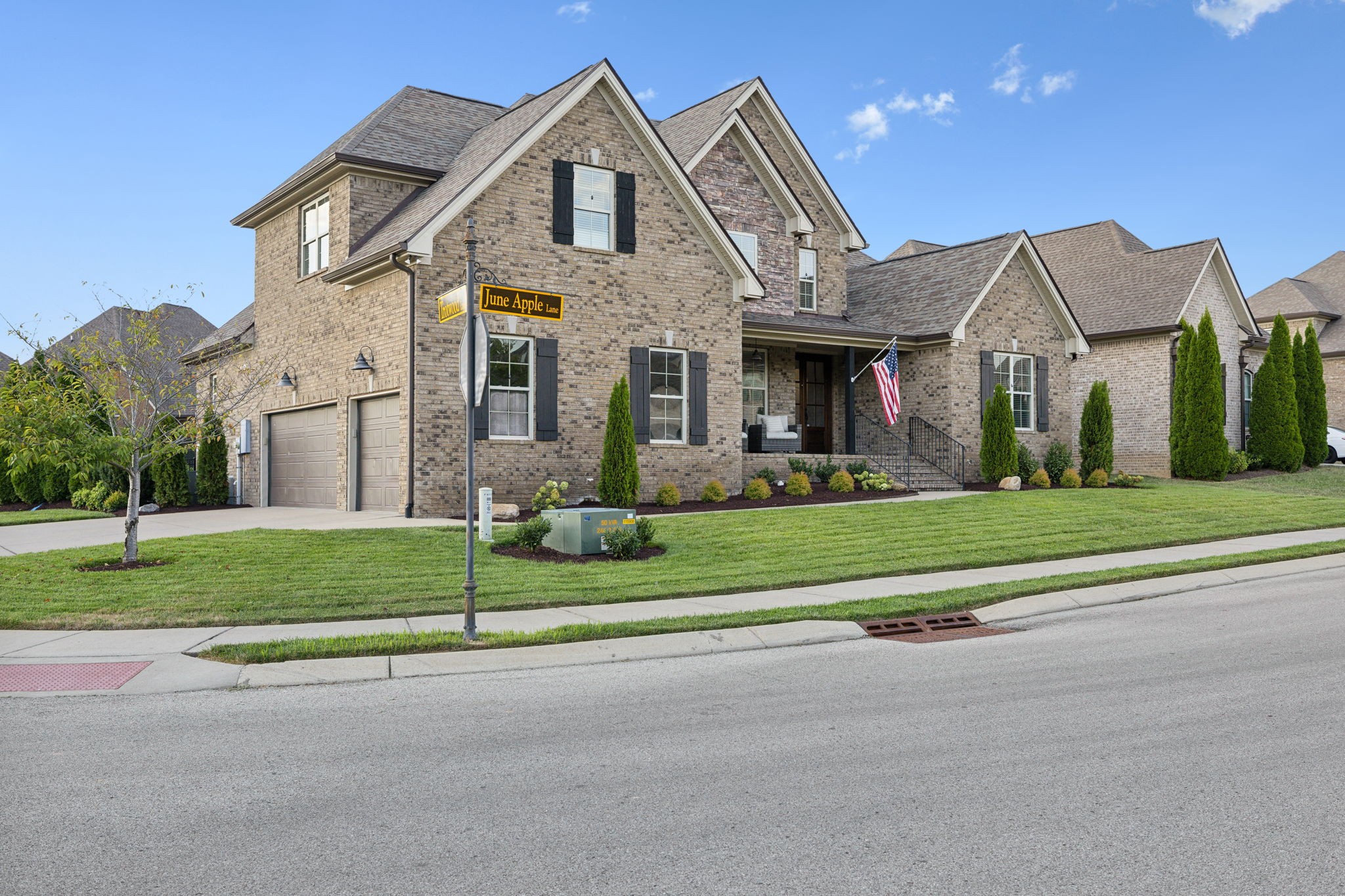 Image 4 of 24 For 6689 61st Street