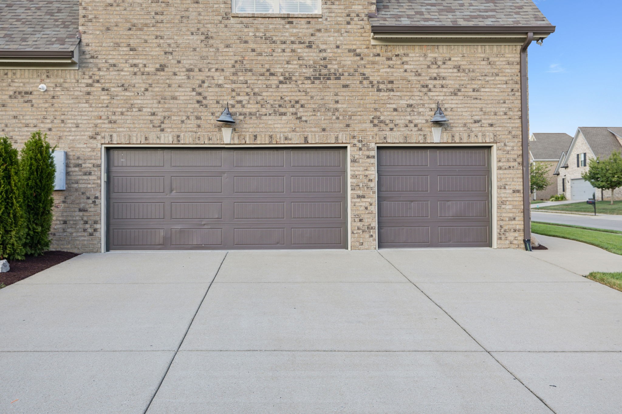 Image 7 of 24 For 6689 61st Street