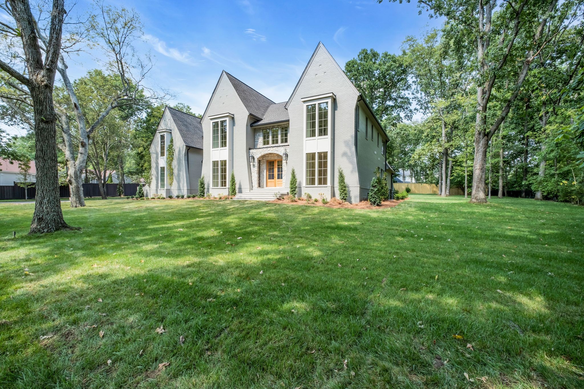 Details for 410 Brook Hollow Rd, Nashville, TN 37205