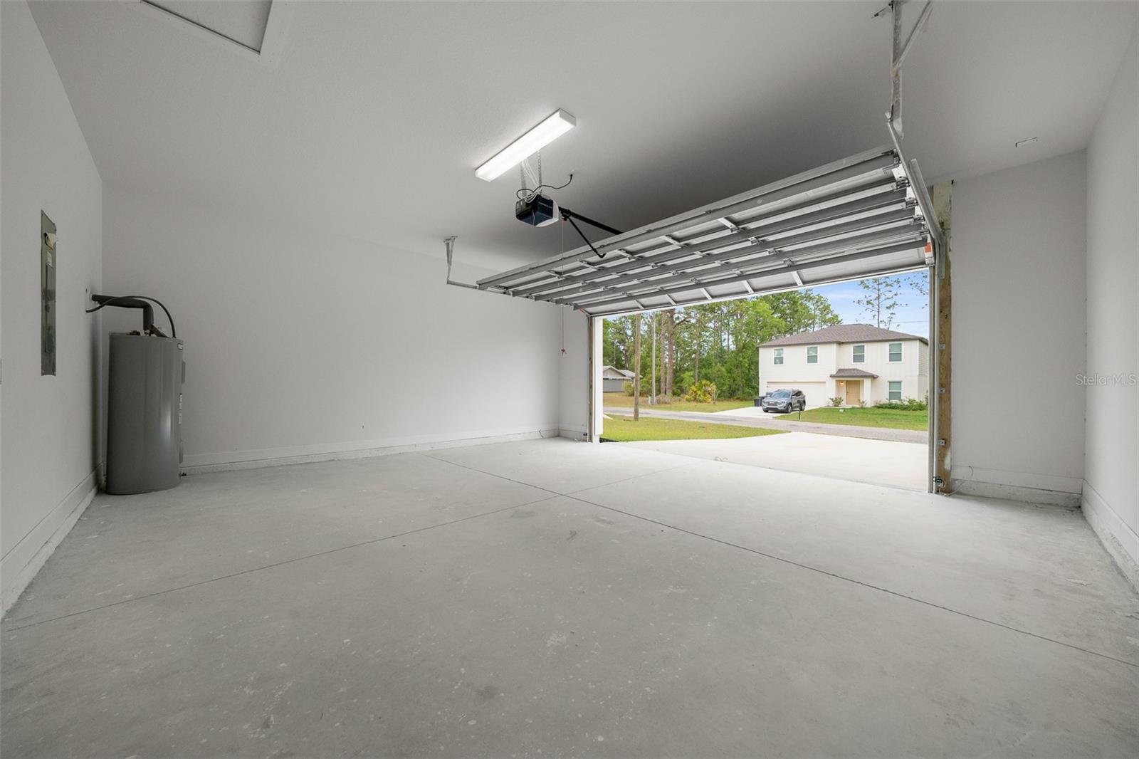 Image 21 of 30 For 7162 Cricket Drive
