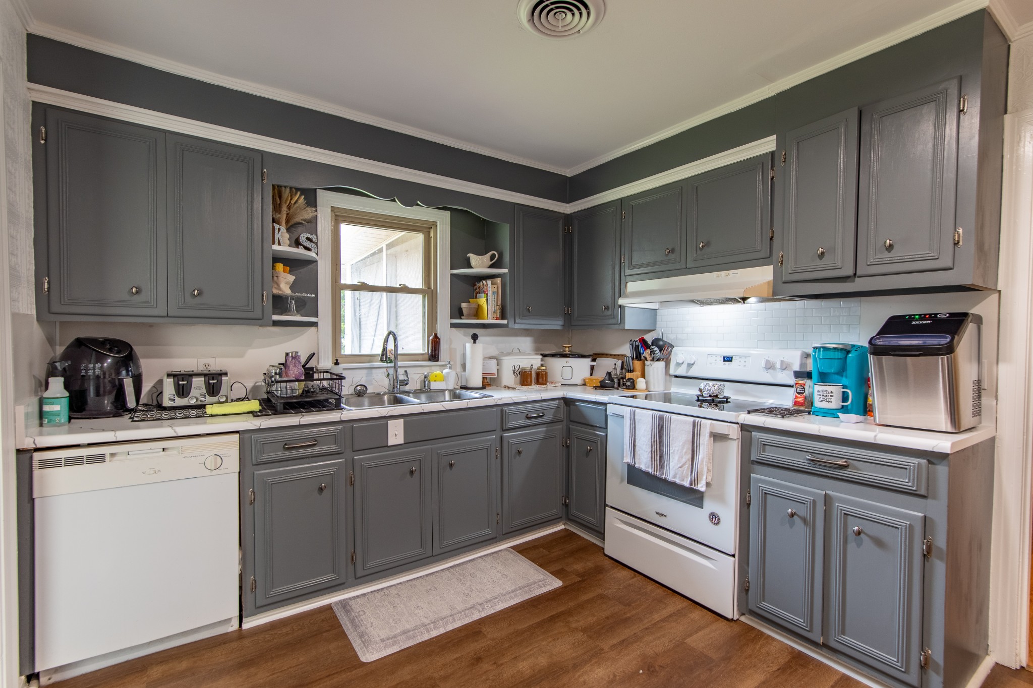Image 19 of 25 For 9287 91st Court Road