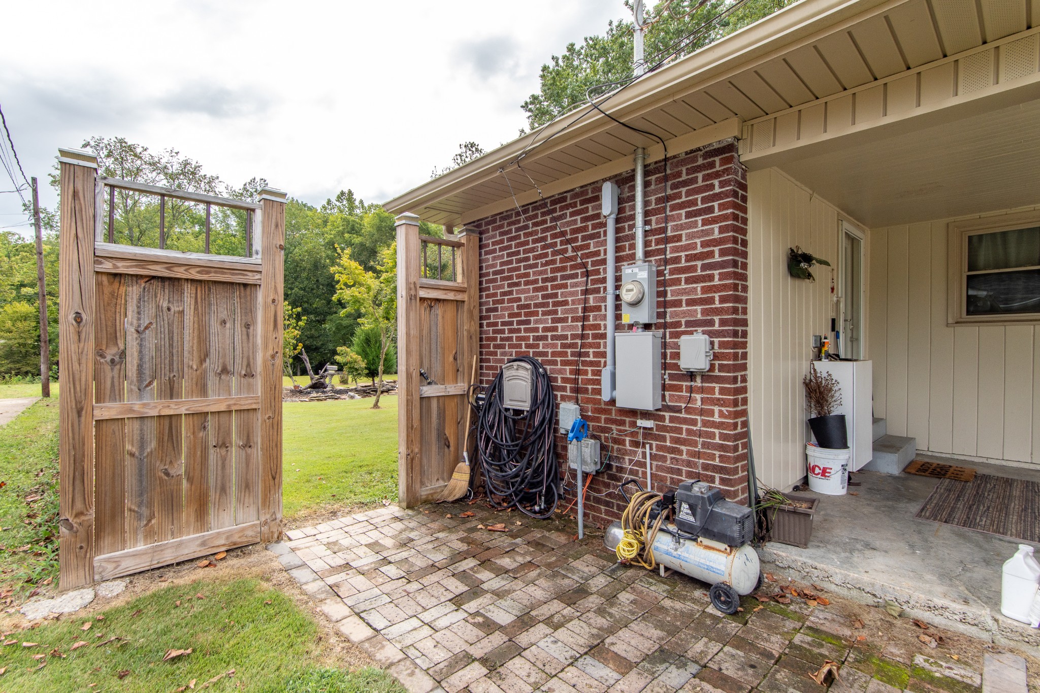 Image 6 of 25 For 9287 91st Court Road