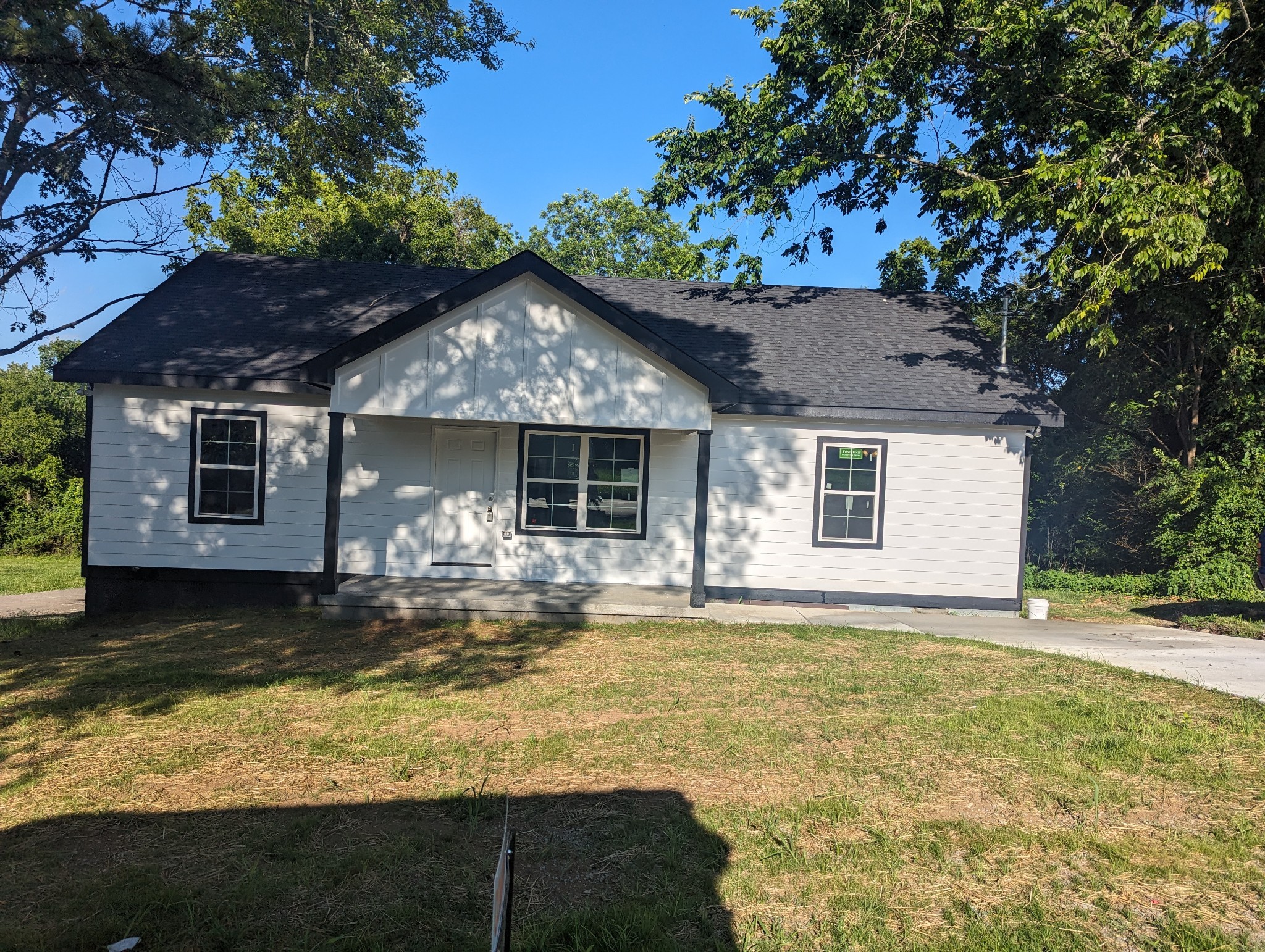 Image 2 of 25 For 11815 15th Lane