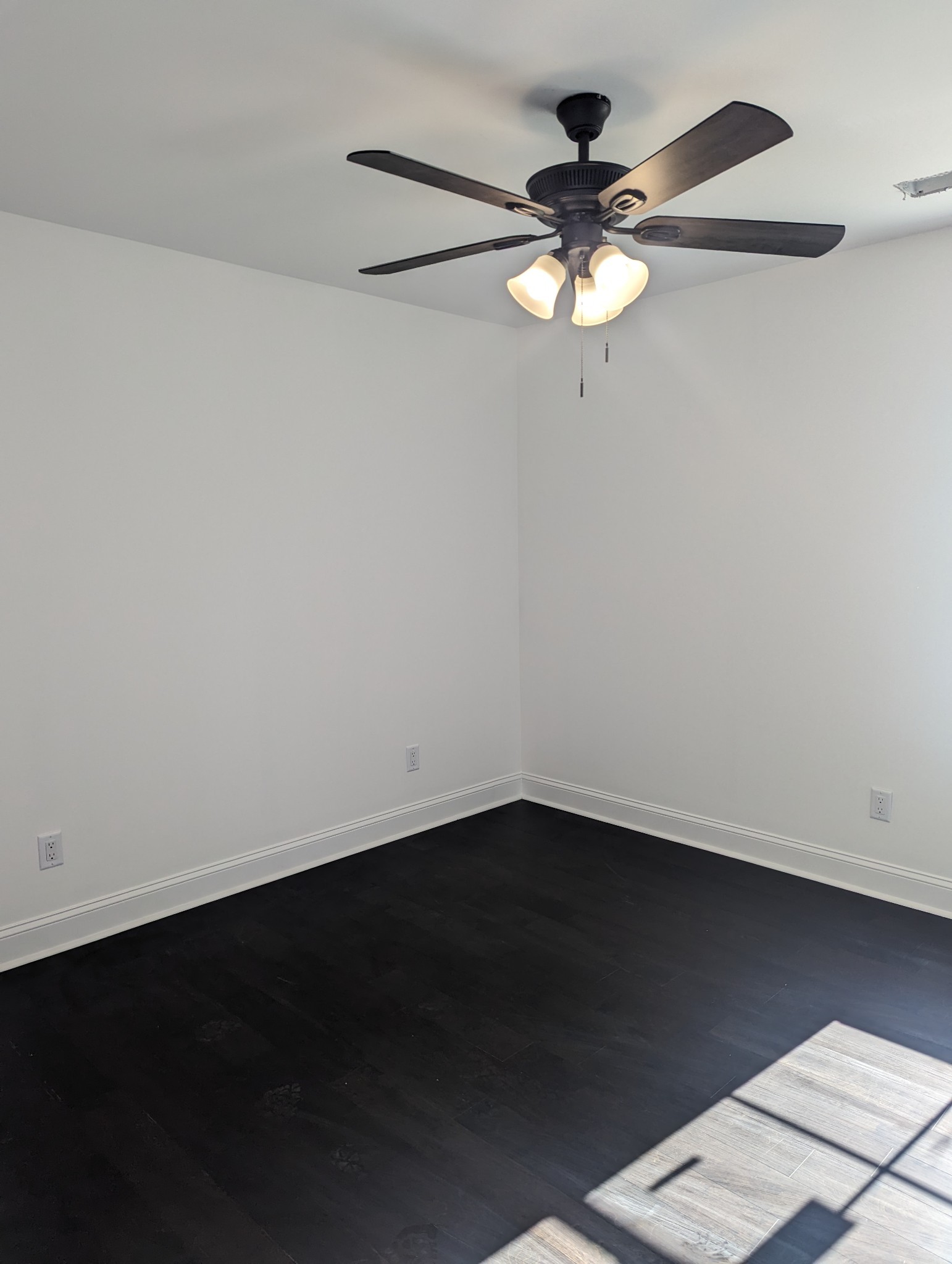 Image 7 of 25 For 11815 15th Lane