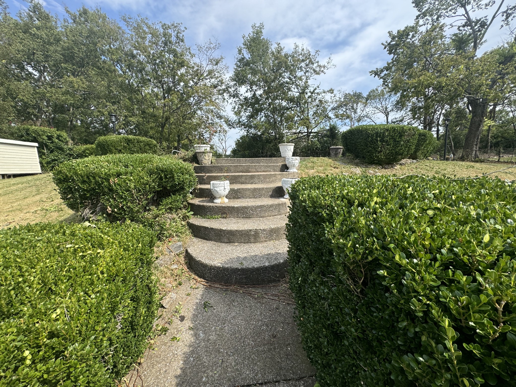 Image 10 of 24 For 546 Midway Drive B