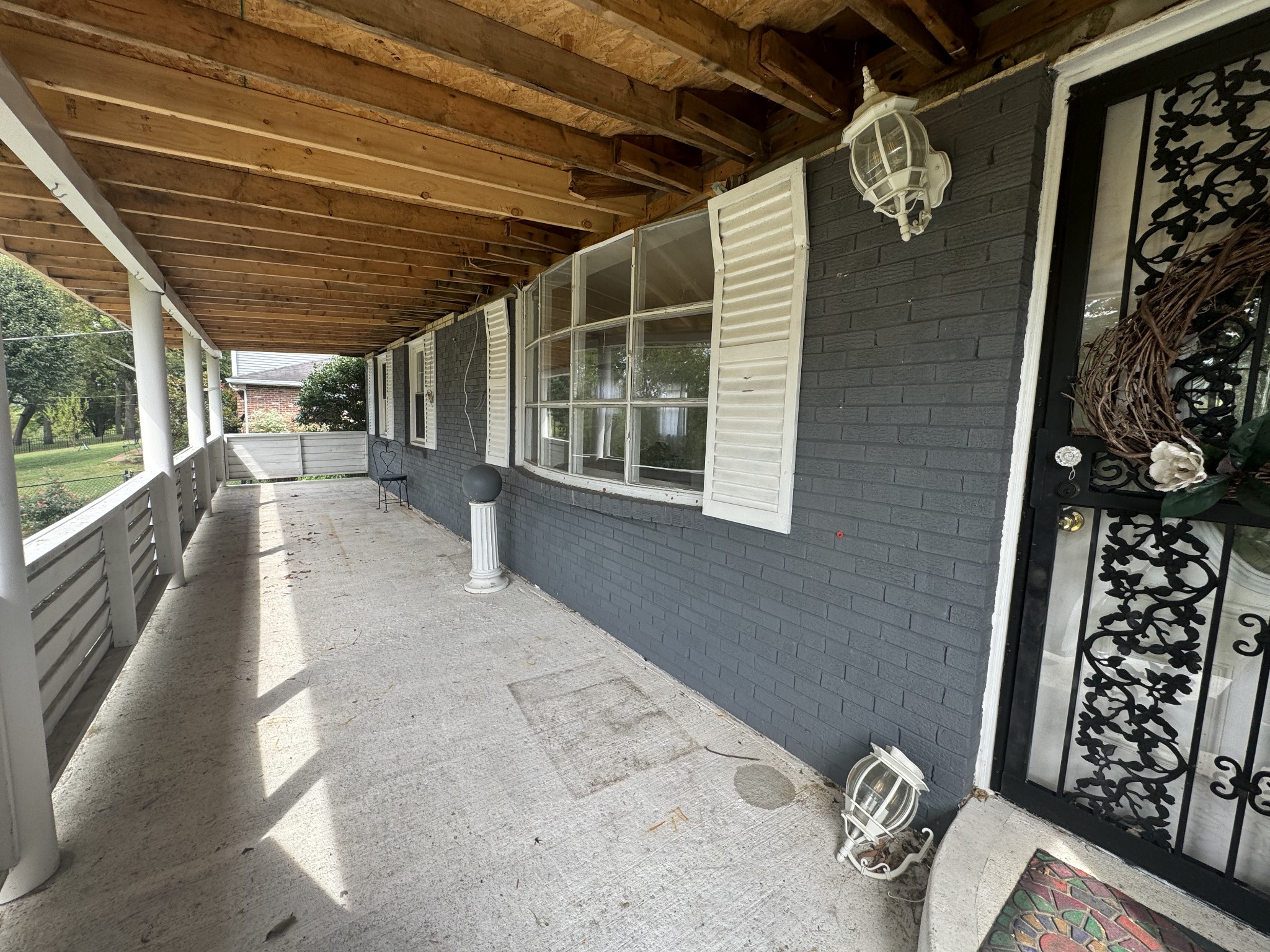 Image 2 of 24 For 546 Midway Drive B