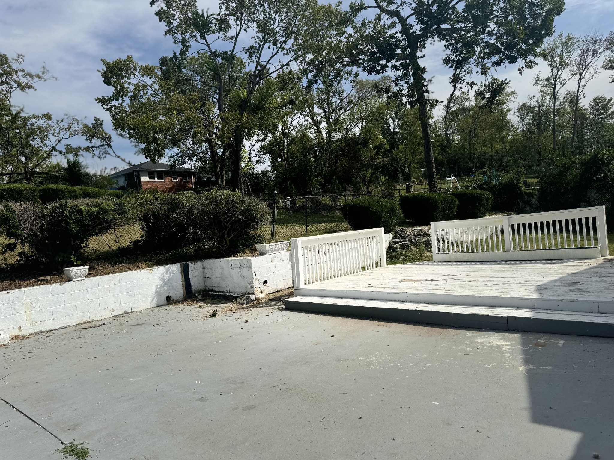 Image 4 of 24 For 546 Midway Drive B