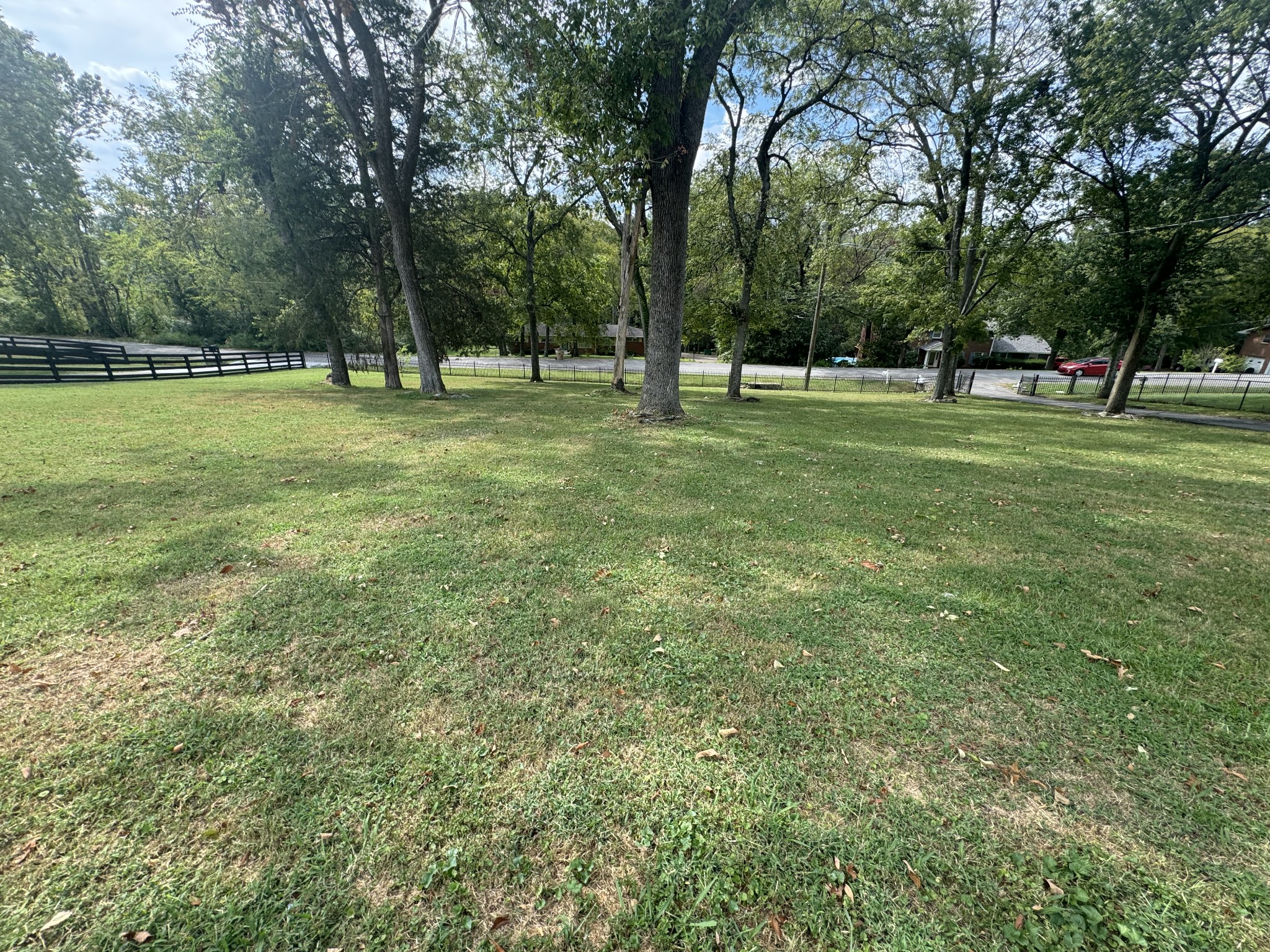 Image 6 of 24 For 546 Midway Drive B