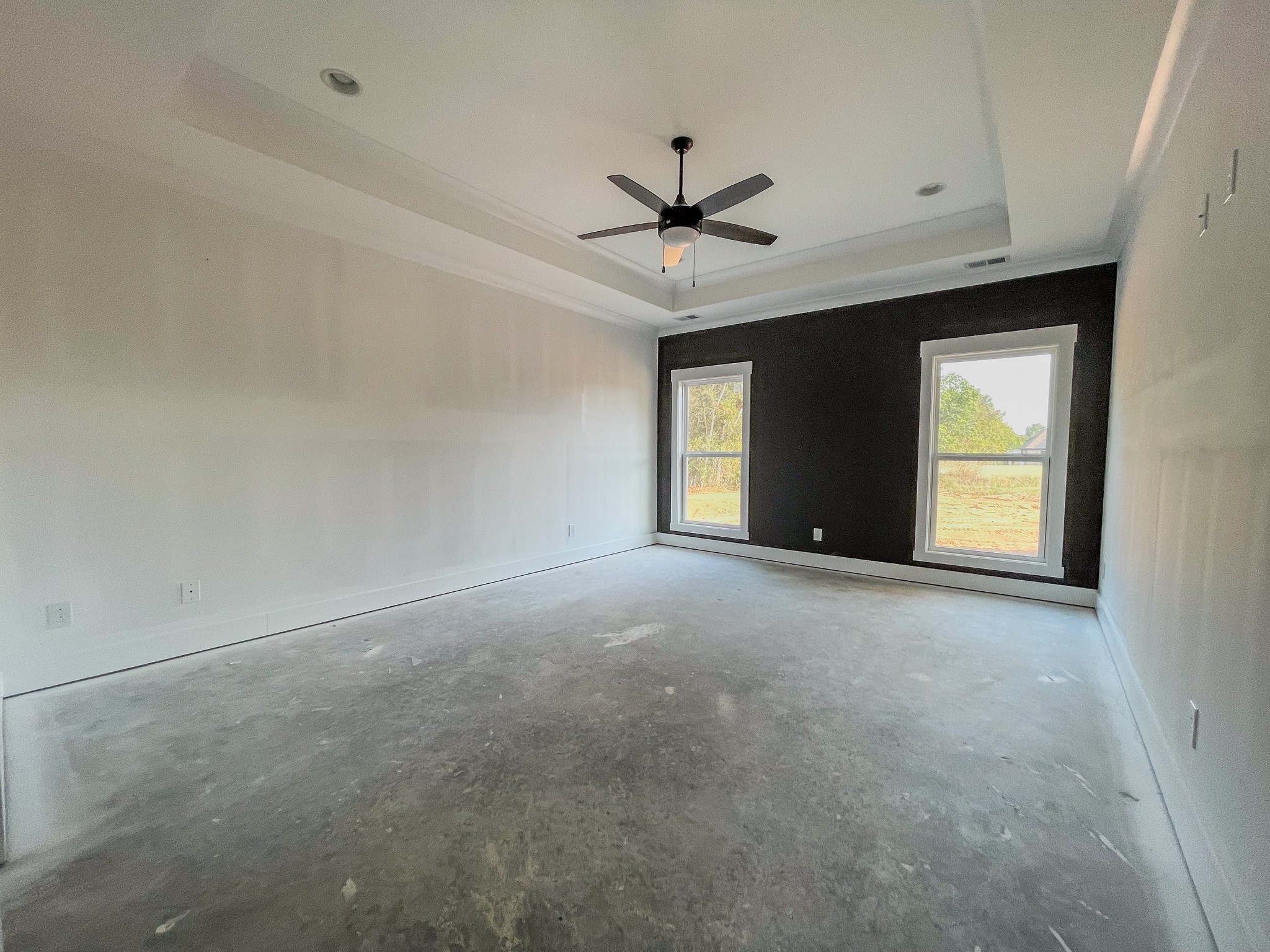 Image 5 of 39 For 530 35th Street