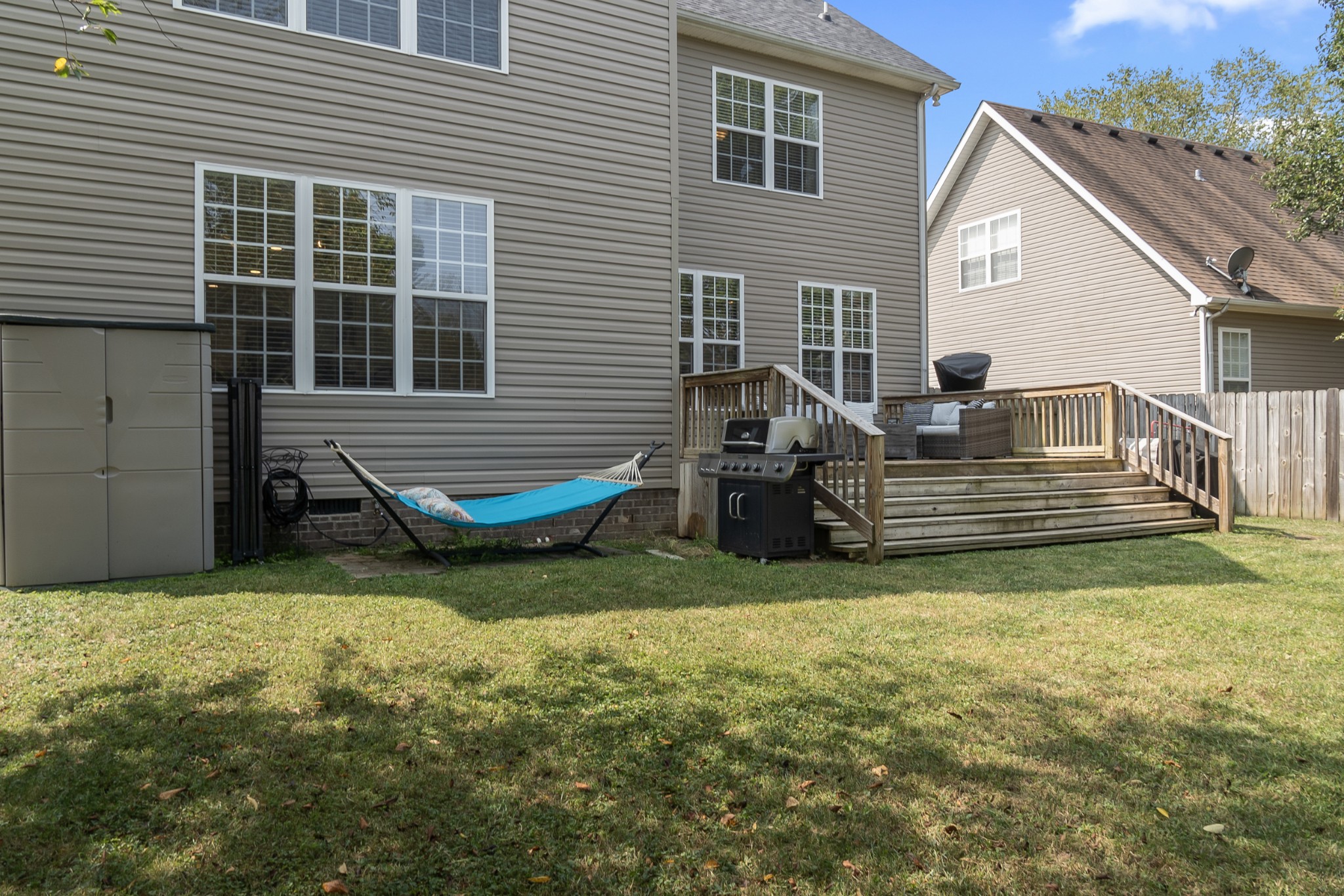 Listing photo id 30 for 339 Enfield Lane