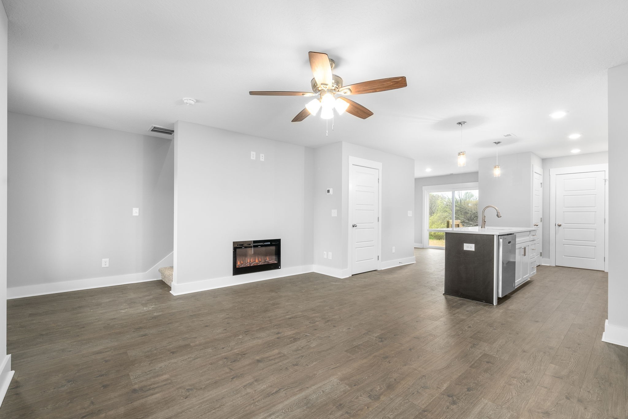 Image 10 of 83 For 5949 164th Court