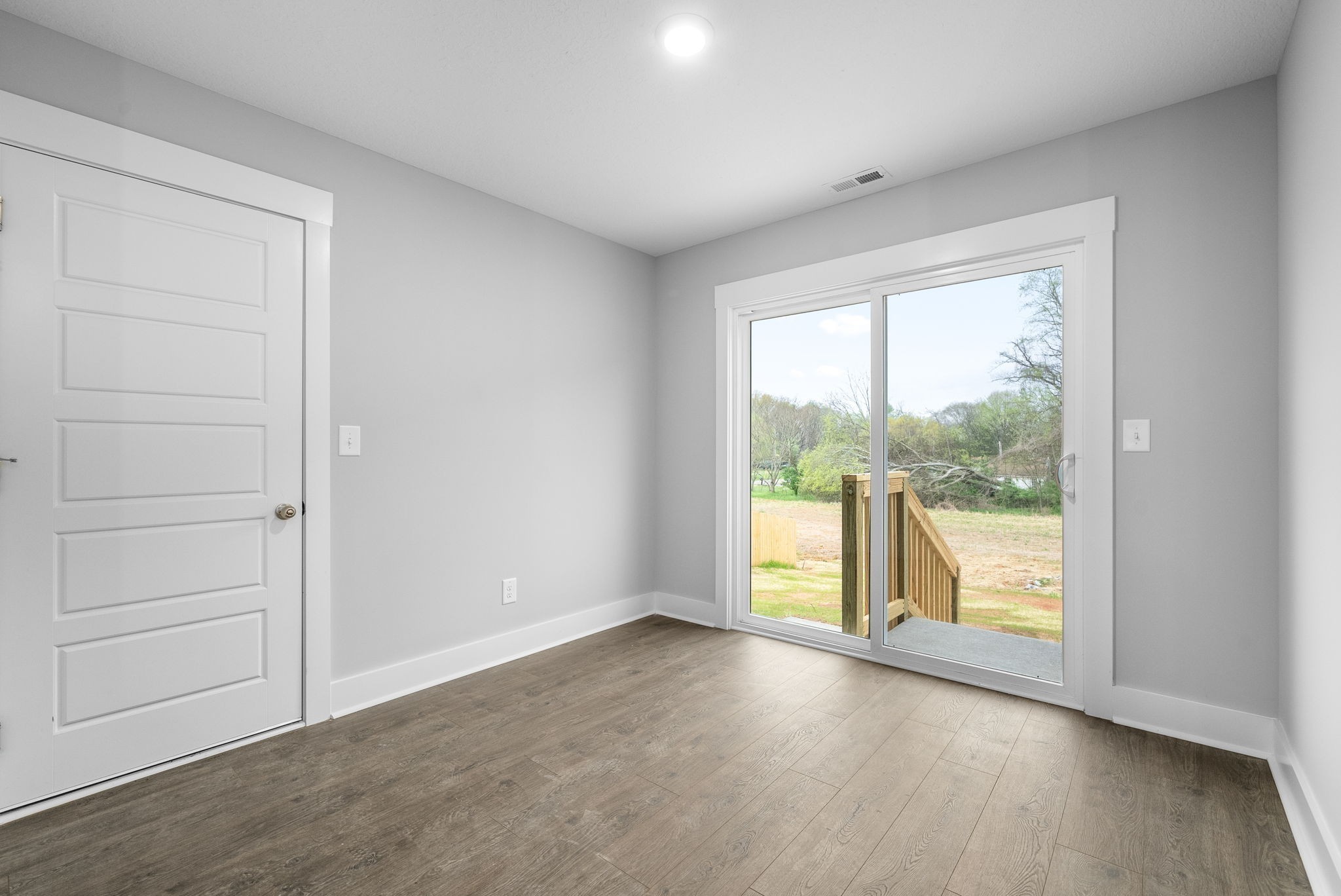 Image 15 of 83 For 5949 164th Court