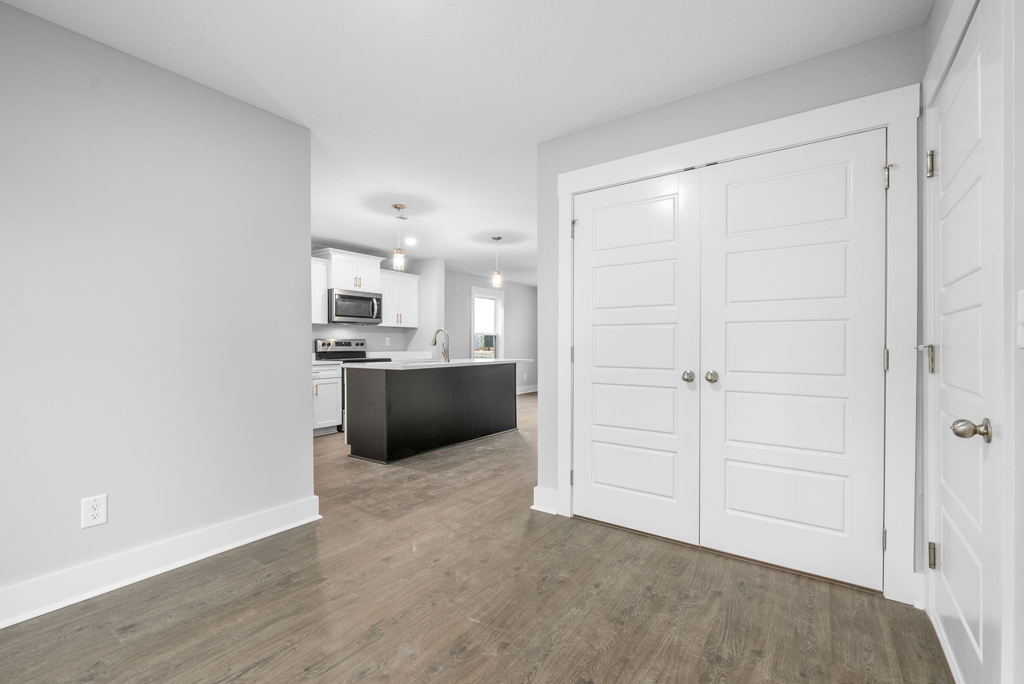 Image 16 of 83 For 5949 164th Court