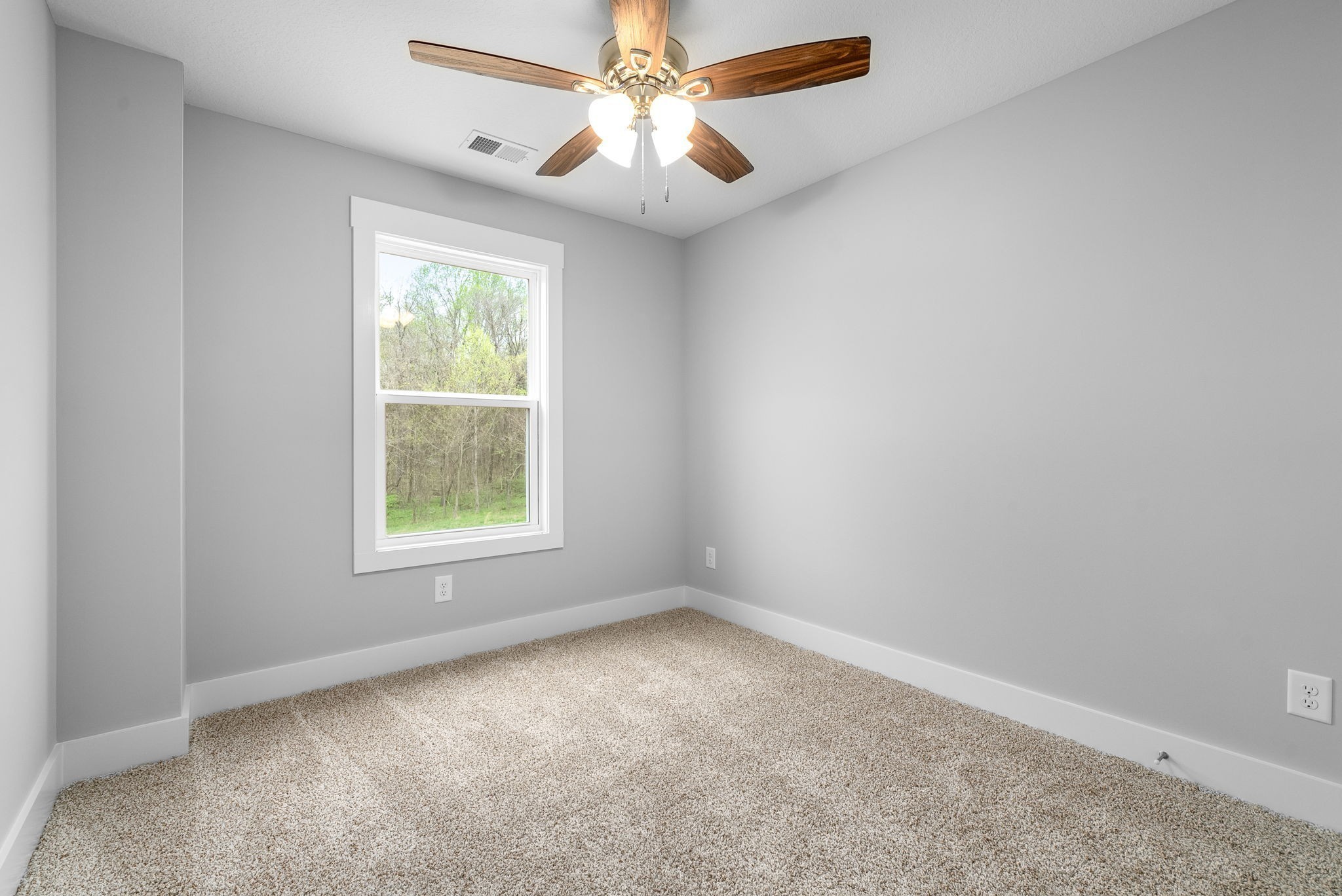 Image 22 of 83 For 5949 164th Court