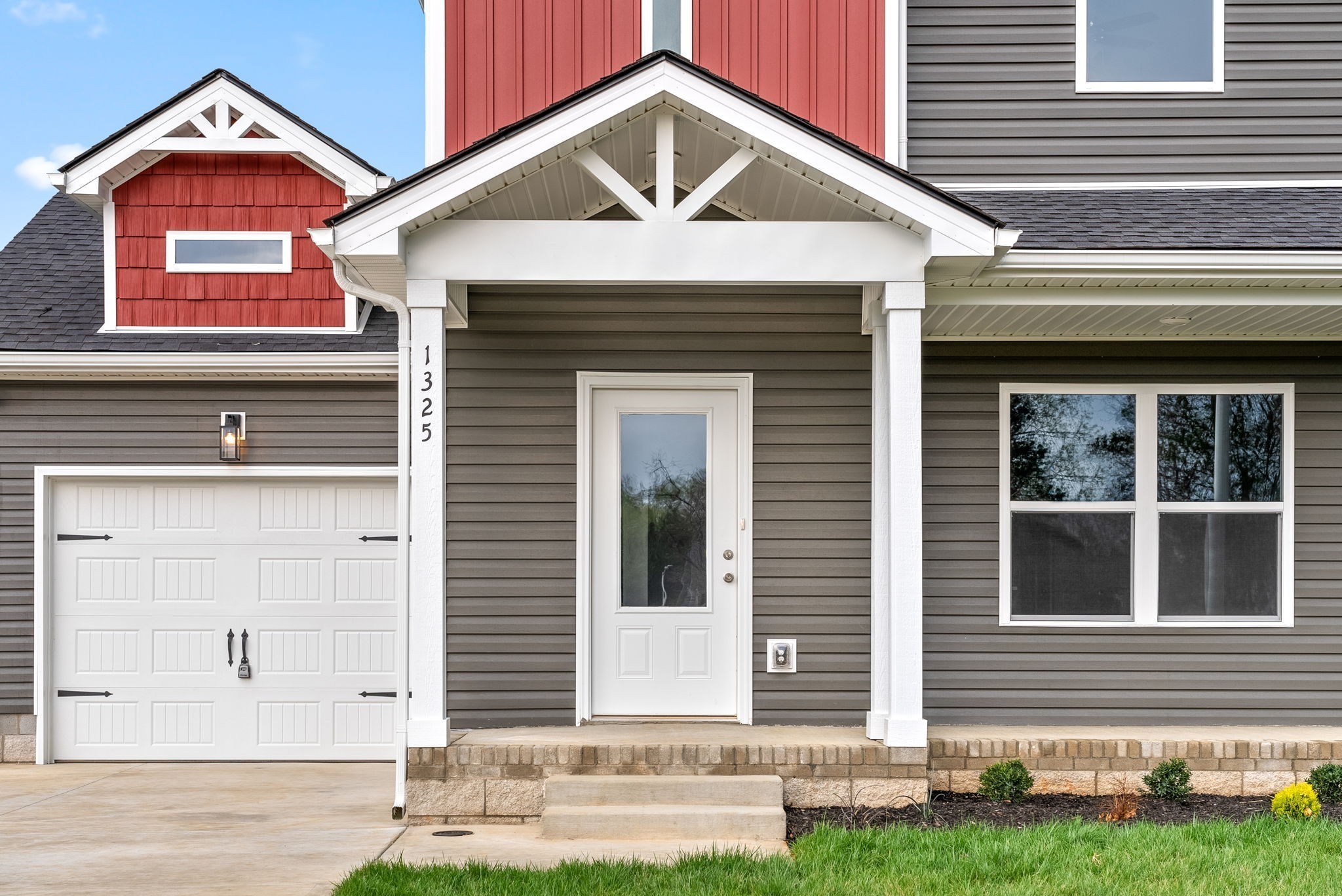 Image 4 of 83 For 5949 164th Court