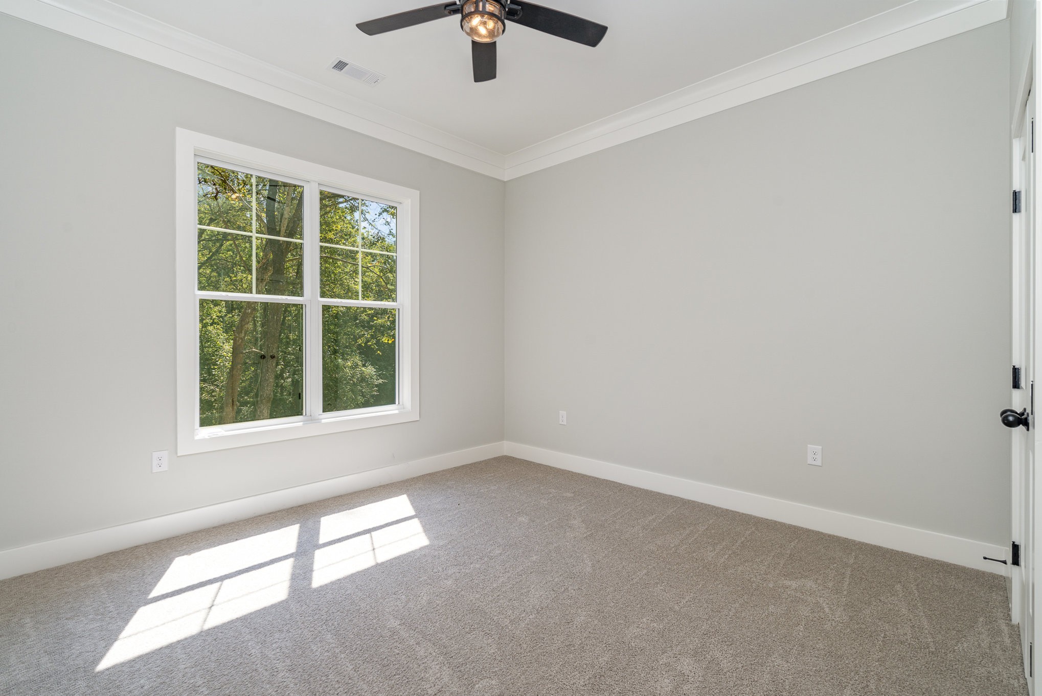 Image 26 of 47 For 10739 44th Terrace