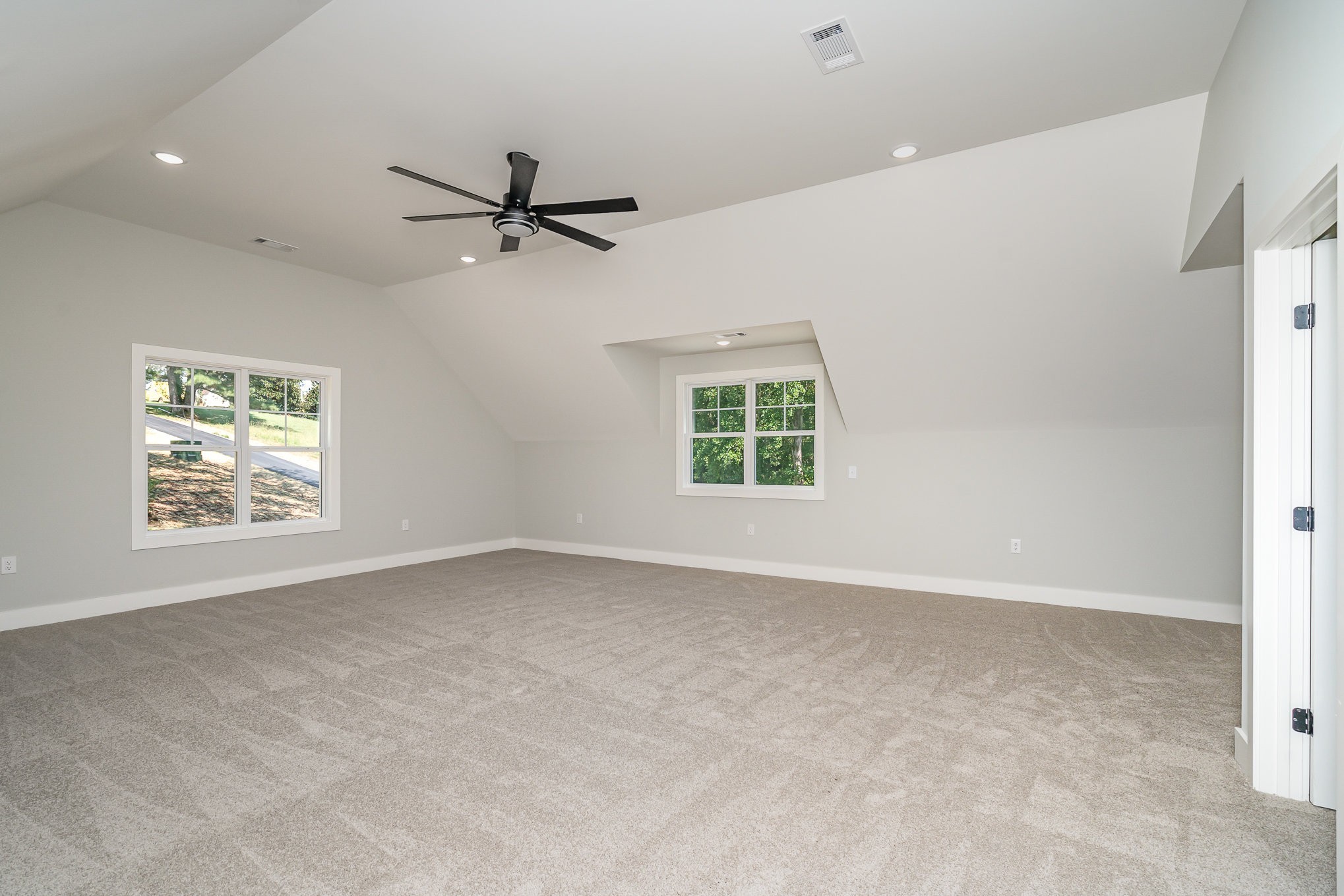 Image 27 of 47 For 10739 44th Terrace