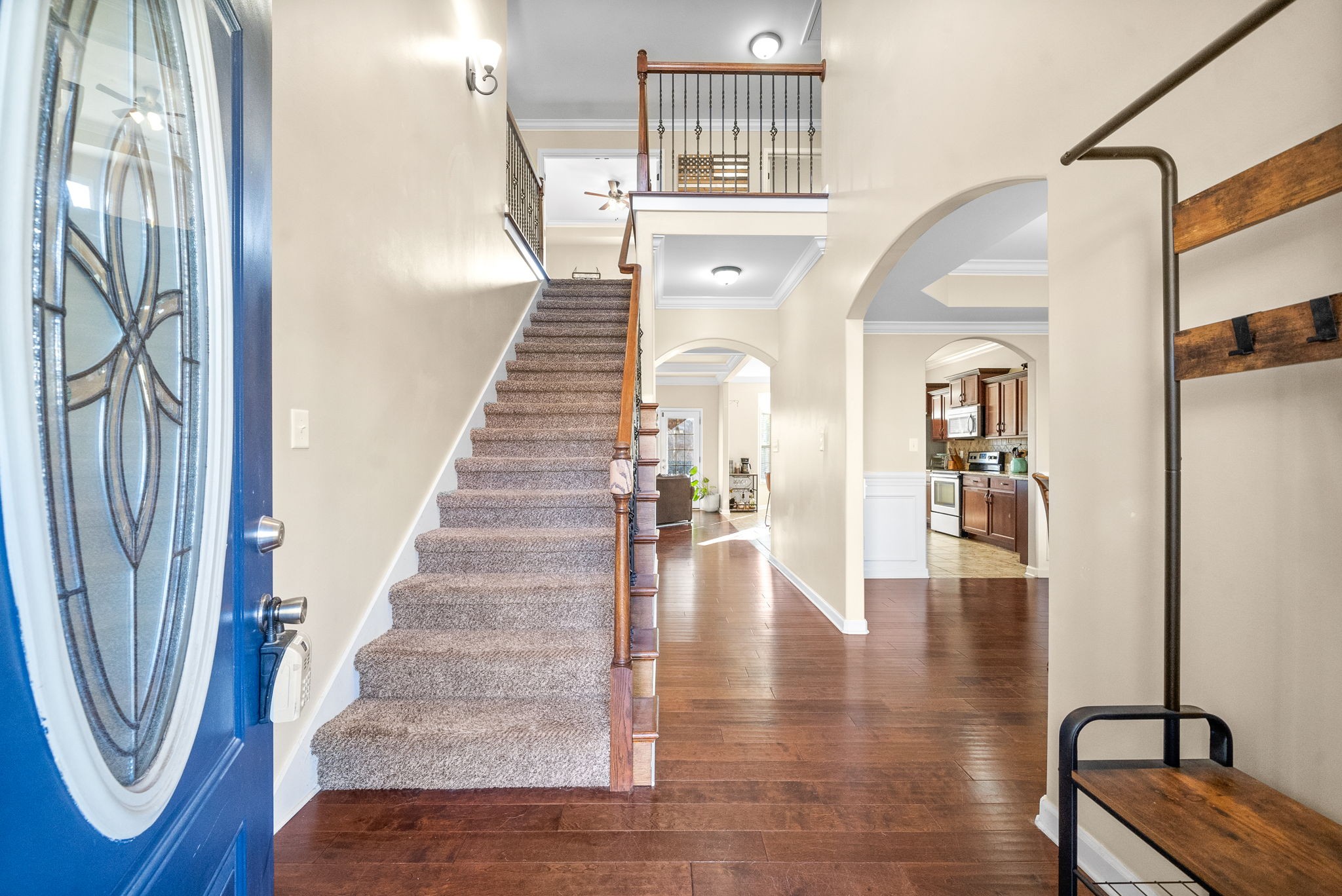 Image 5 of 26 For 834 10th Avenue