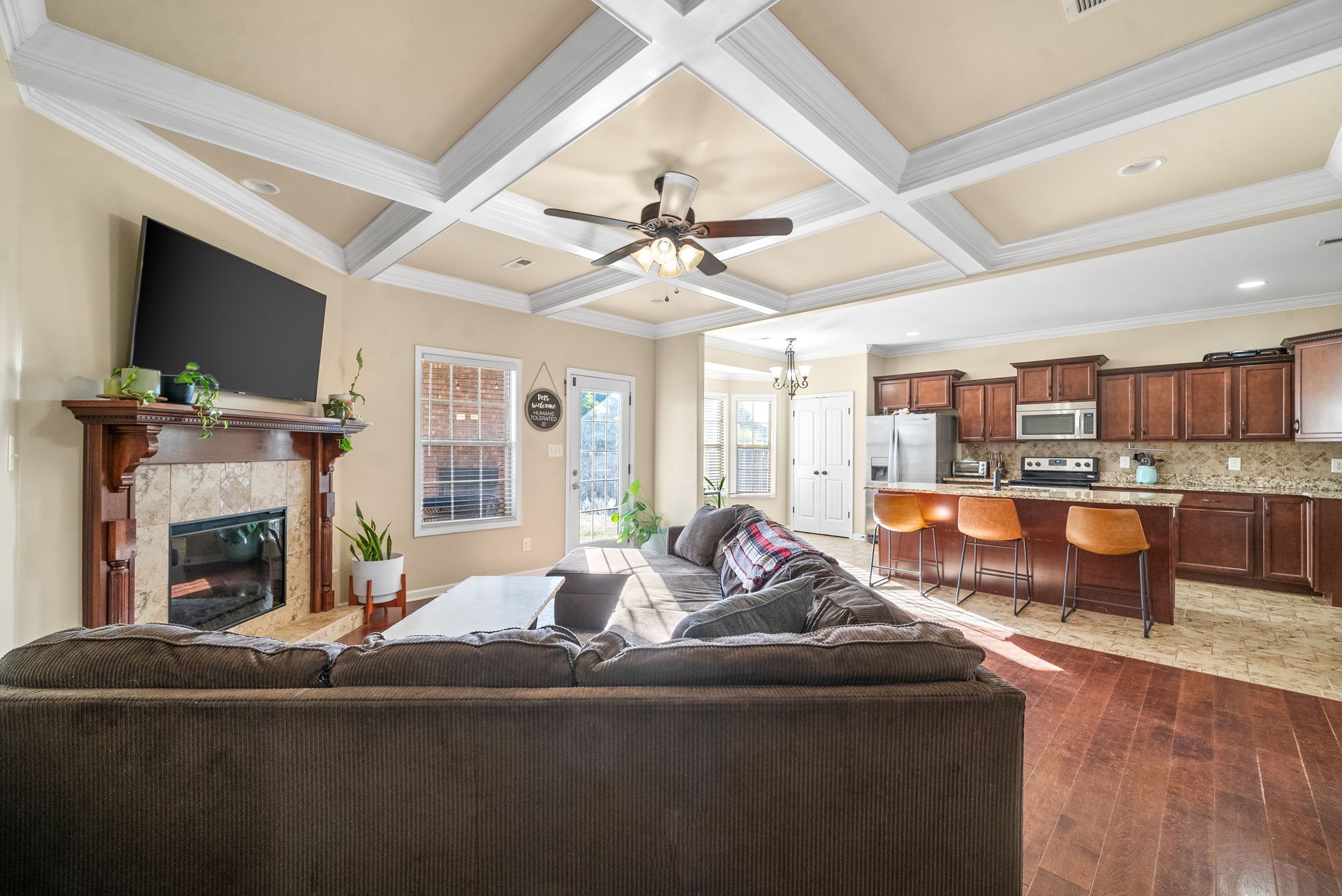 Image 7 of 26 For 834 10th Avenue